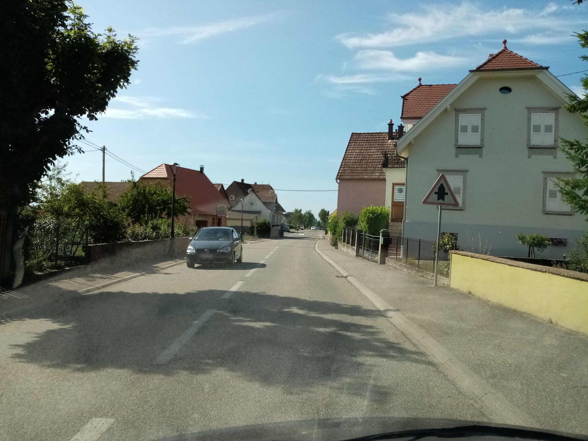 Street view near Rose des Vignes, Kintzheim — © micmin1972 (CC BY-SA · Mapillary)