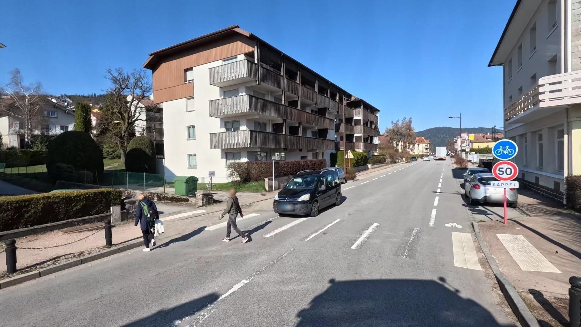 Street view near La Reserve Hotel Gerardmer, Gérardmer — © bct (CC BY-SA · Mapillary)