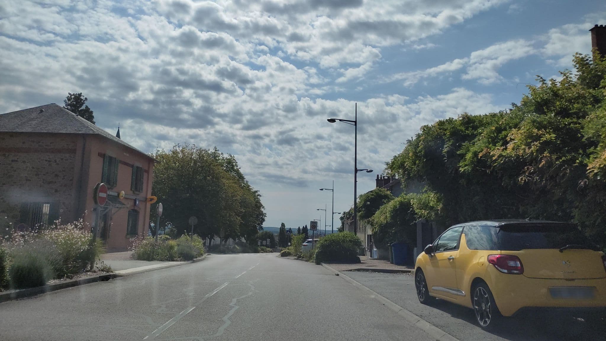 Street view near Maison Durieux, Limoges — © kritic (CC BY-SA · Mapillary)