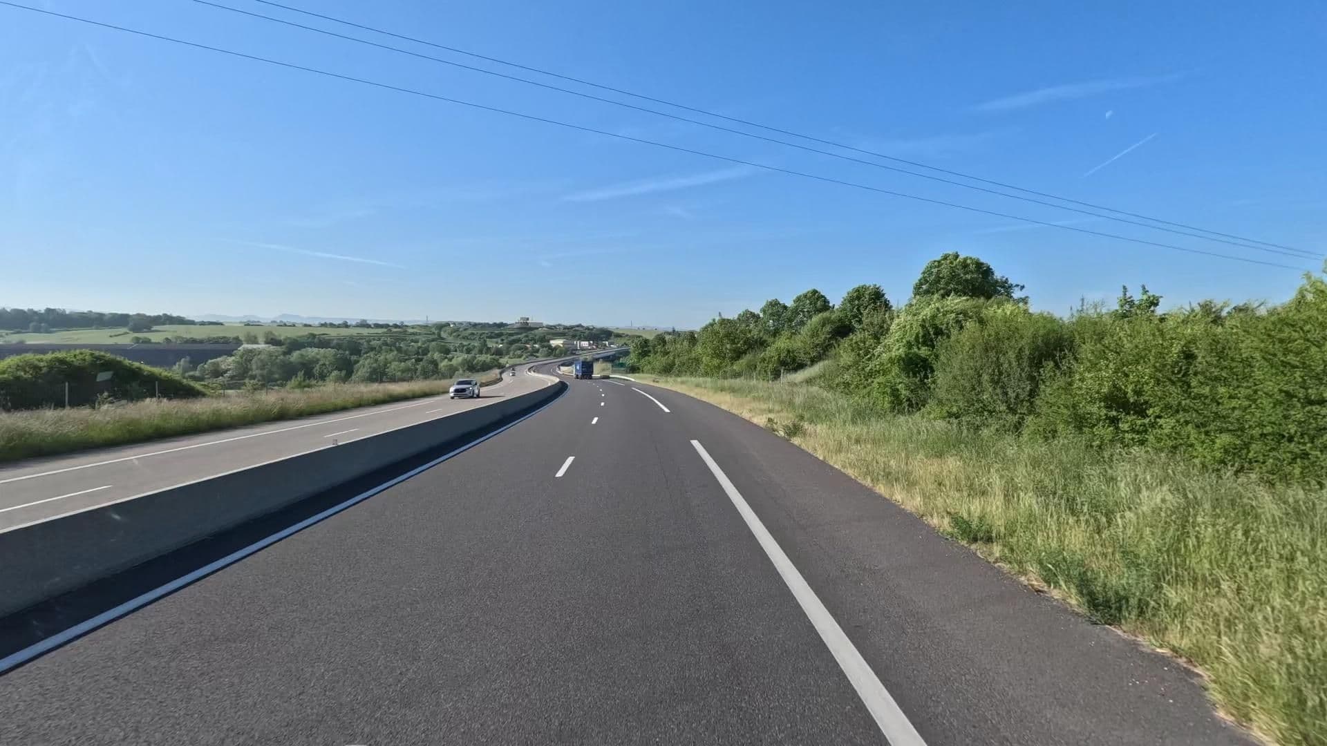 Street view near Hameau de Giles, Lorquin — © bct (CC BY-SA · Mapillary)