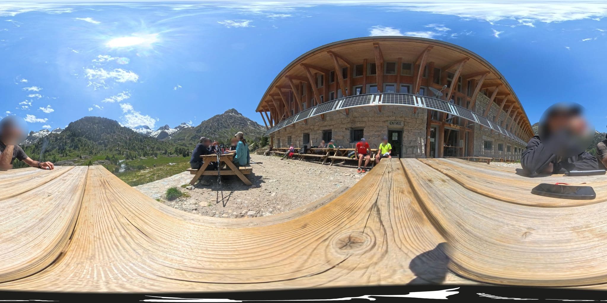 Street view near Refuge Wallon - Marcadau, Cauterets — © leo_advnture (CC BY-SA · Mapillary)