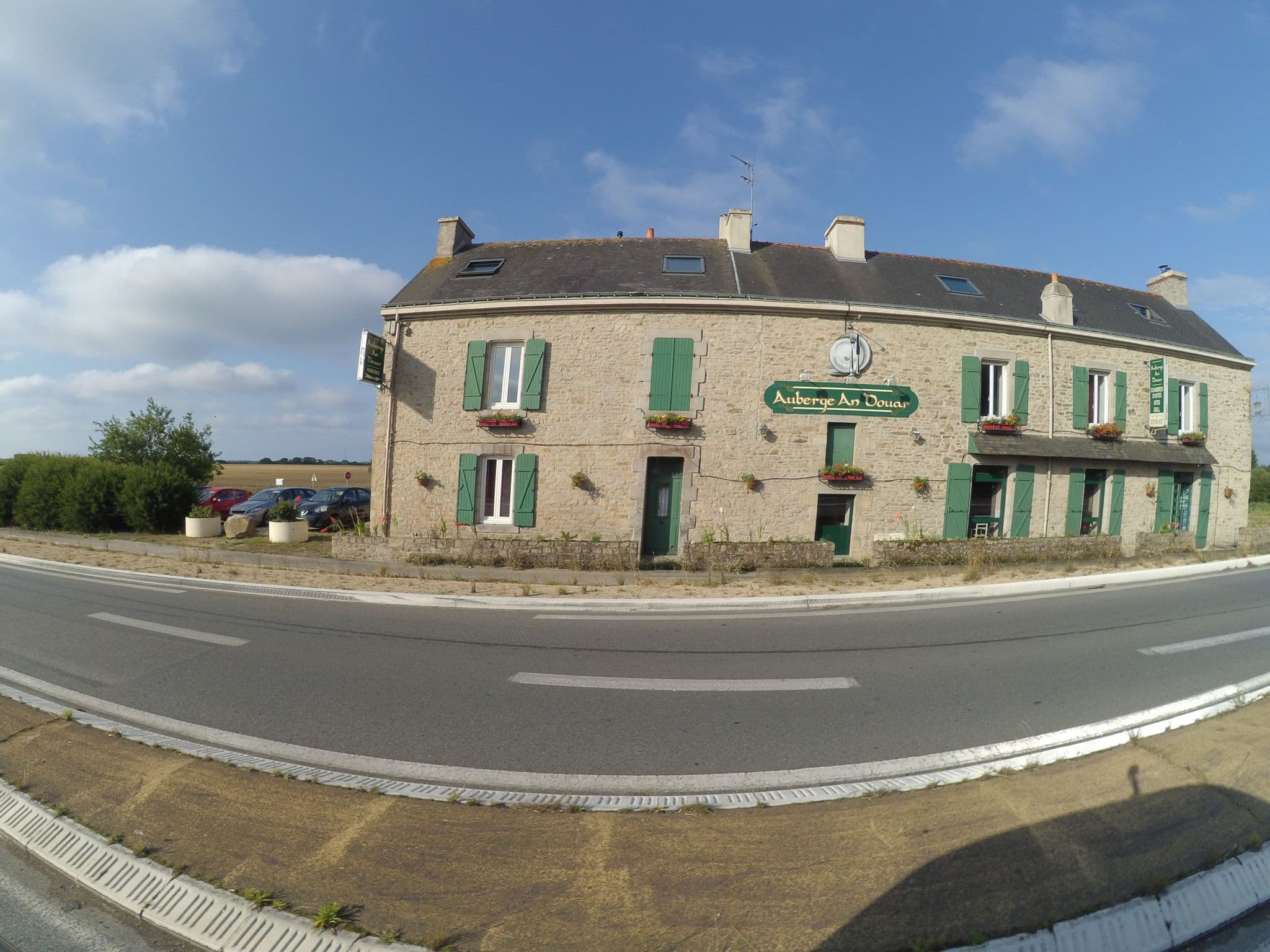 Street view near Auberge An Douar, Quéven — © stephanep (CC BY-SA · Mapillary)