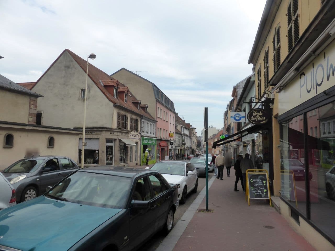 Street view near Aux Deux Etoiles, Sarreguemines — © sarant (CC BY-SA · Mapillary)