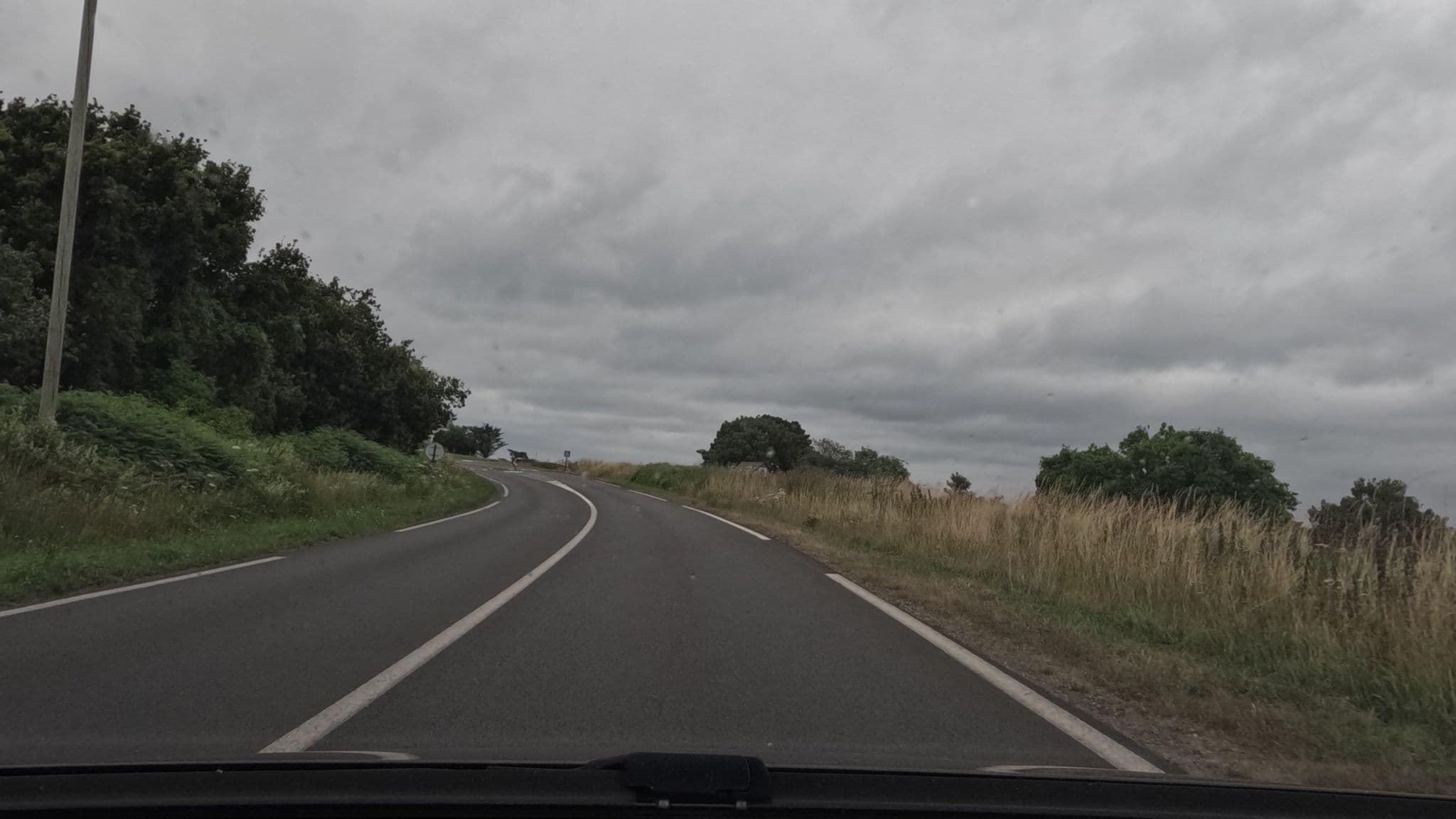 Street view near Aire de la Chapelle, Étables-sur-Mer — © Efehn (CC BY-SA · Mapillary)