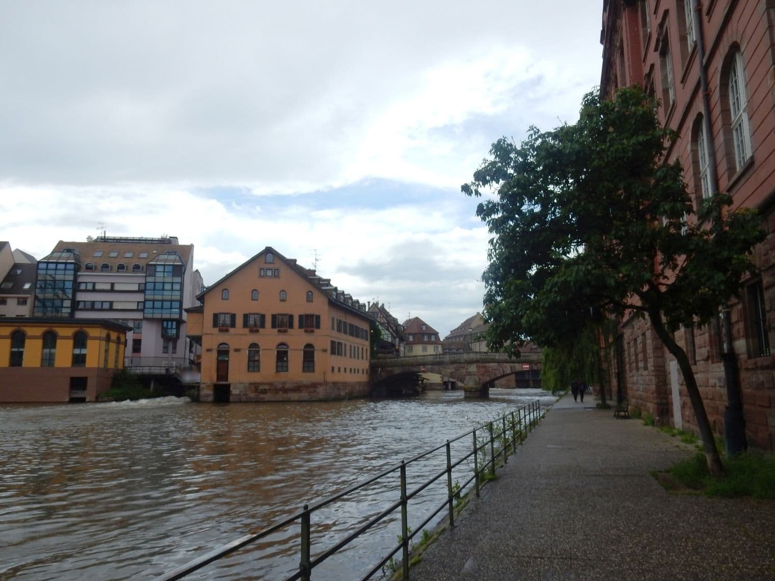 Street view near hotel girellion strasbourg, Strasbourg — © sarant (CC BY-SA · Mapillary)