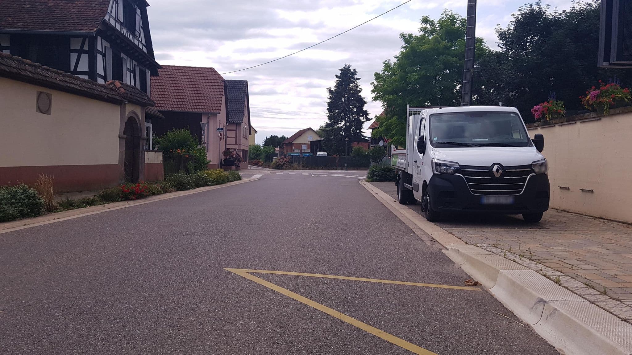 Street view near L'accroche coeur, Weyersheim — © changchun1 (CC BY-SA · Mapillary)