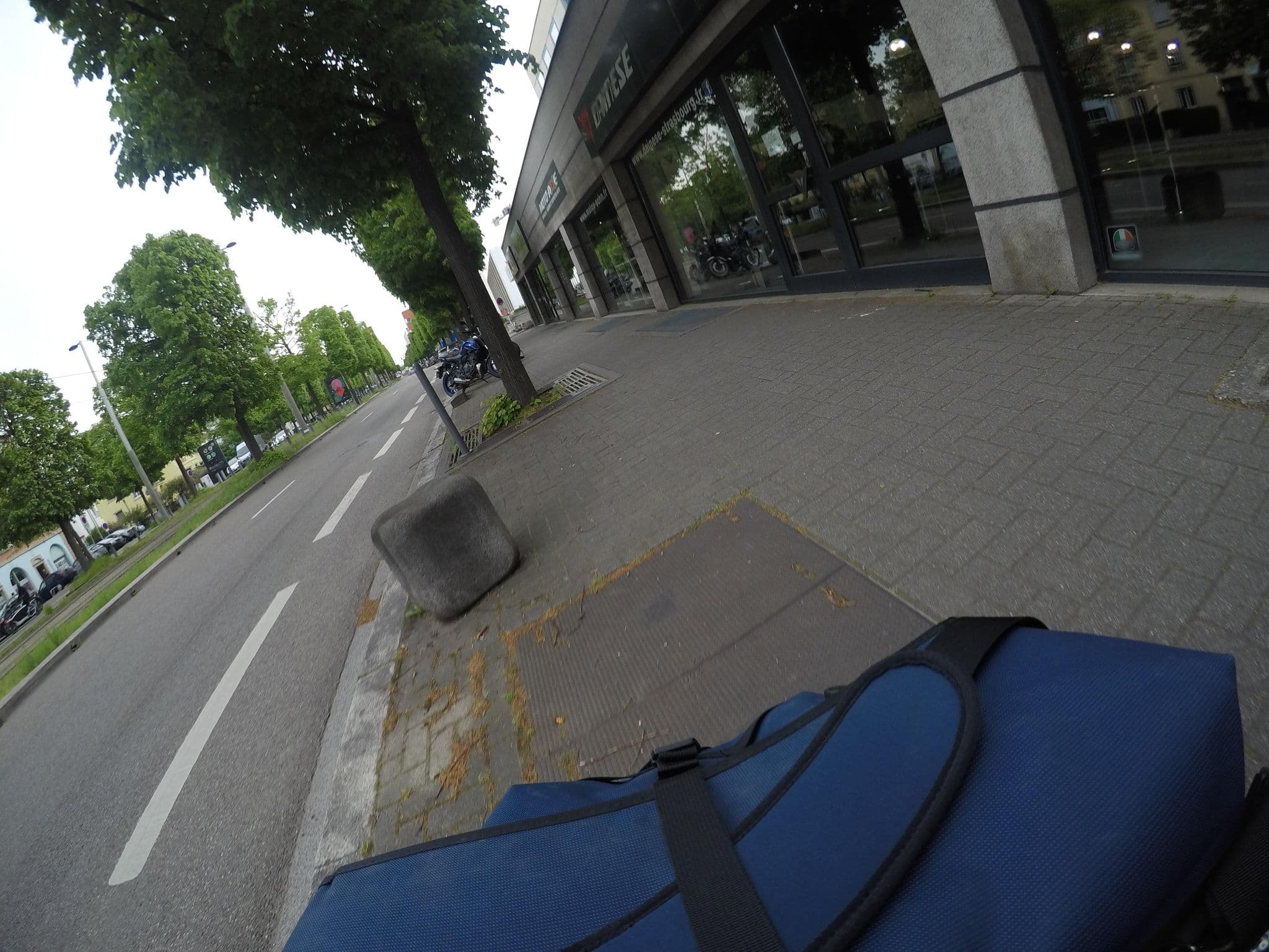 Street view near Hotel Ibis Strasbourg la Meinau, Ostwald — © mfa (CC BY-SA · Mapillary)