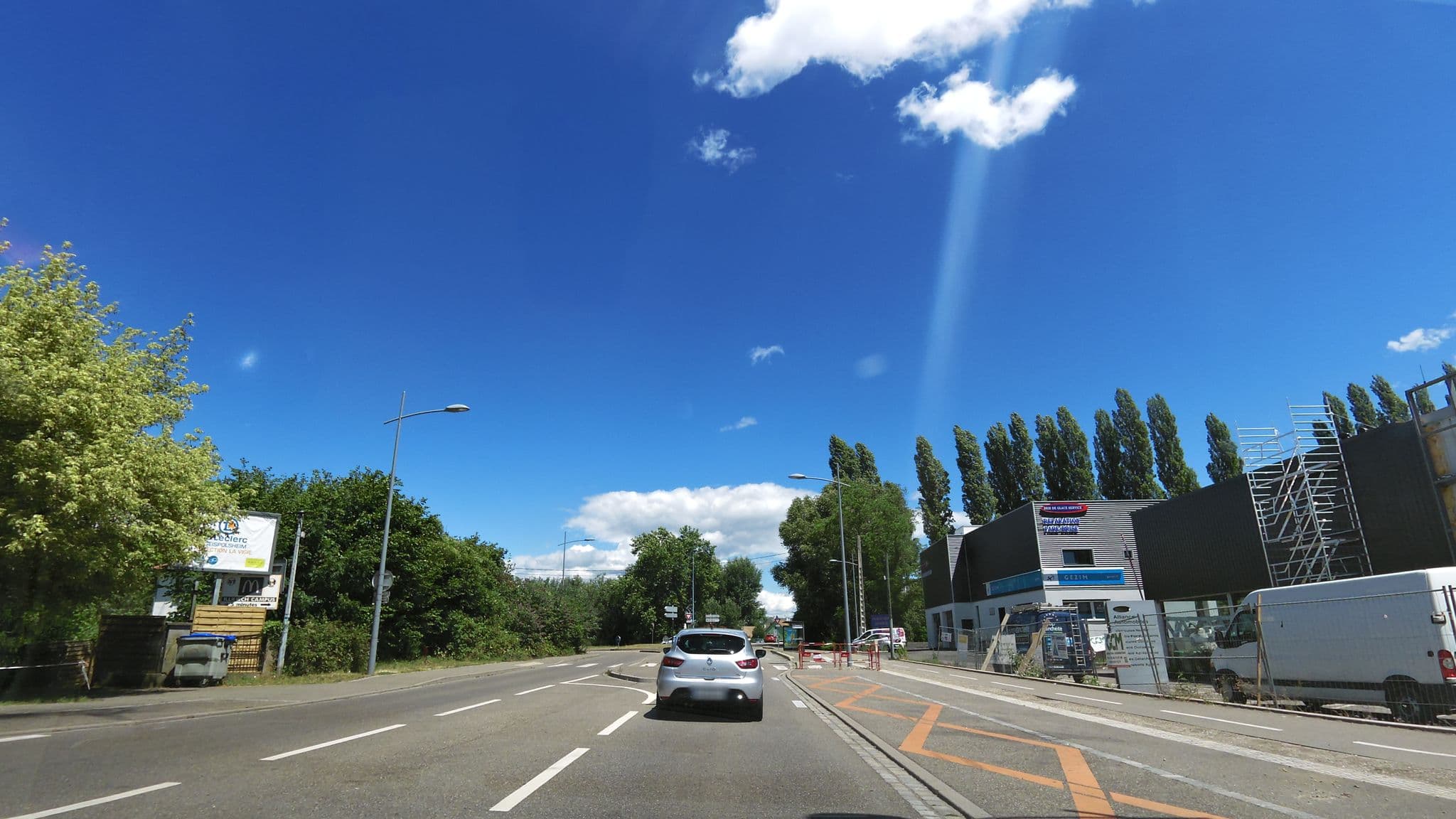 Street view near hotelF1 Strasbourg Sud Illkirch, Illkirch-Graffenstaden — © stalfur (CC BY-SA · Mapillary)