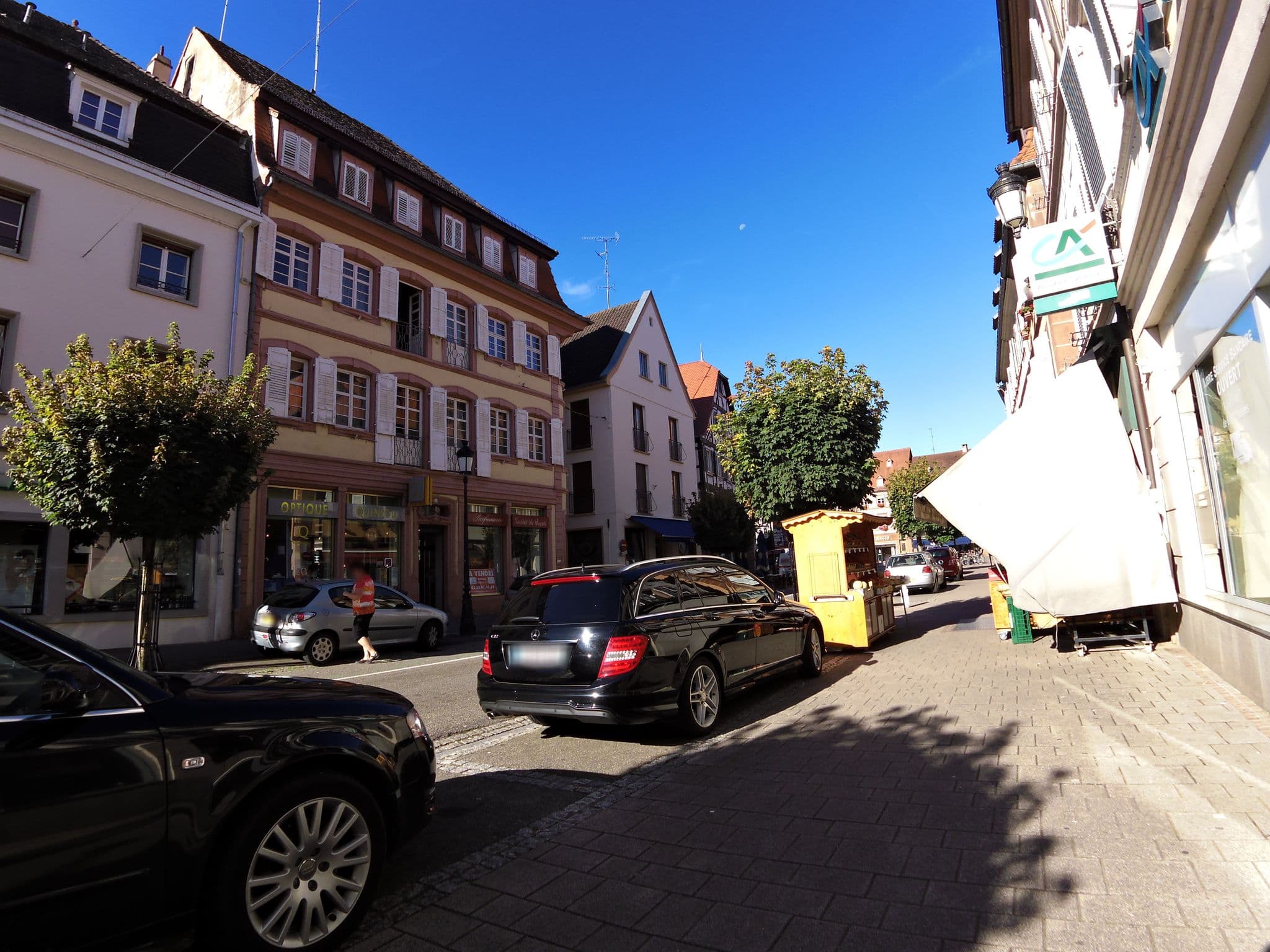 Street view near La Couronne Hôtel Restaurant, Wissembourg — © zors1843 (CC BY-SA · Mapillary)