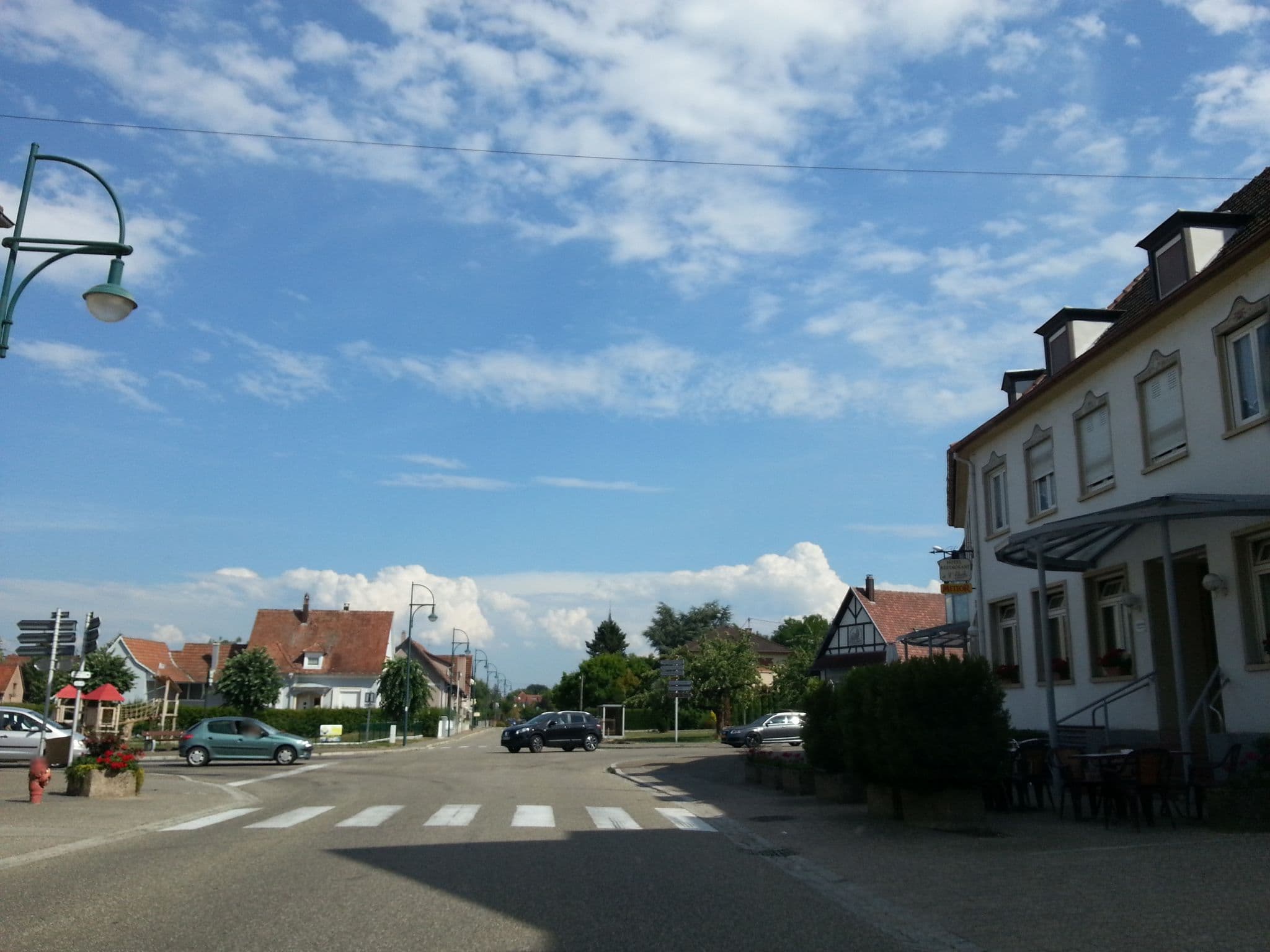 Street view near Hôtel Restaurant Kuhn H, Surbourg — © it_s_so_funny (CC BY-SA · Mapillary)