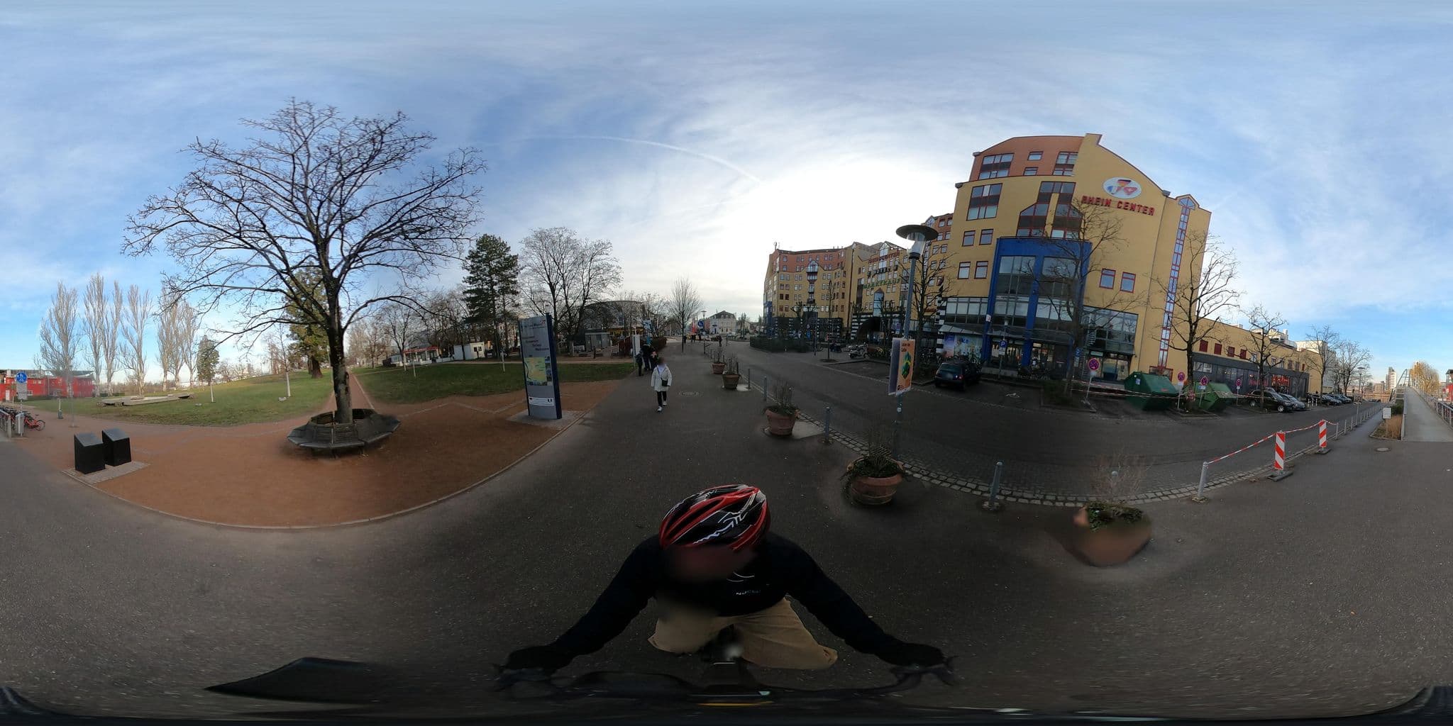 Street view near Hotel Dreiländerbrücke, Weil am Rhein — © RadNETZ (CC BY-SA · Mapillary)