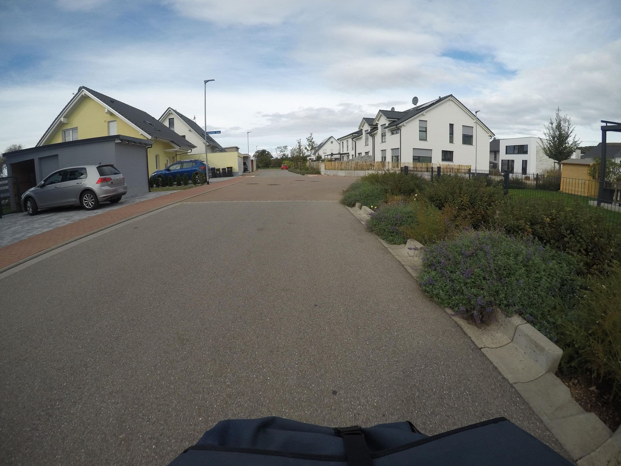 Street view near Hotel Muttern, Ihringen — © mfa (CC BY-SA · Mapillary)