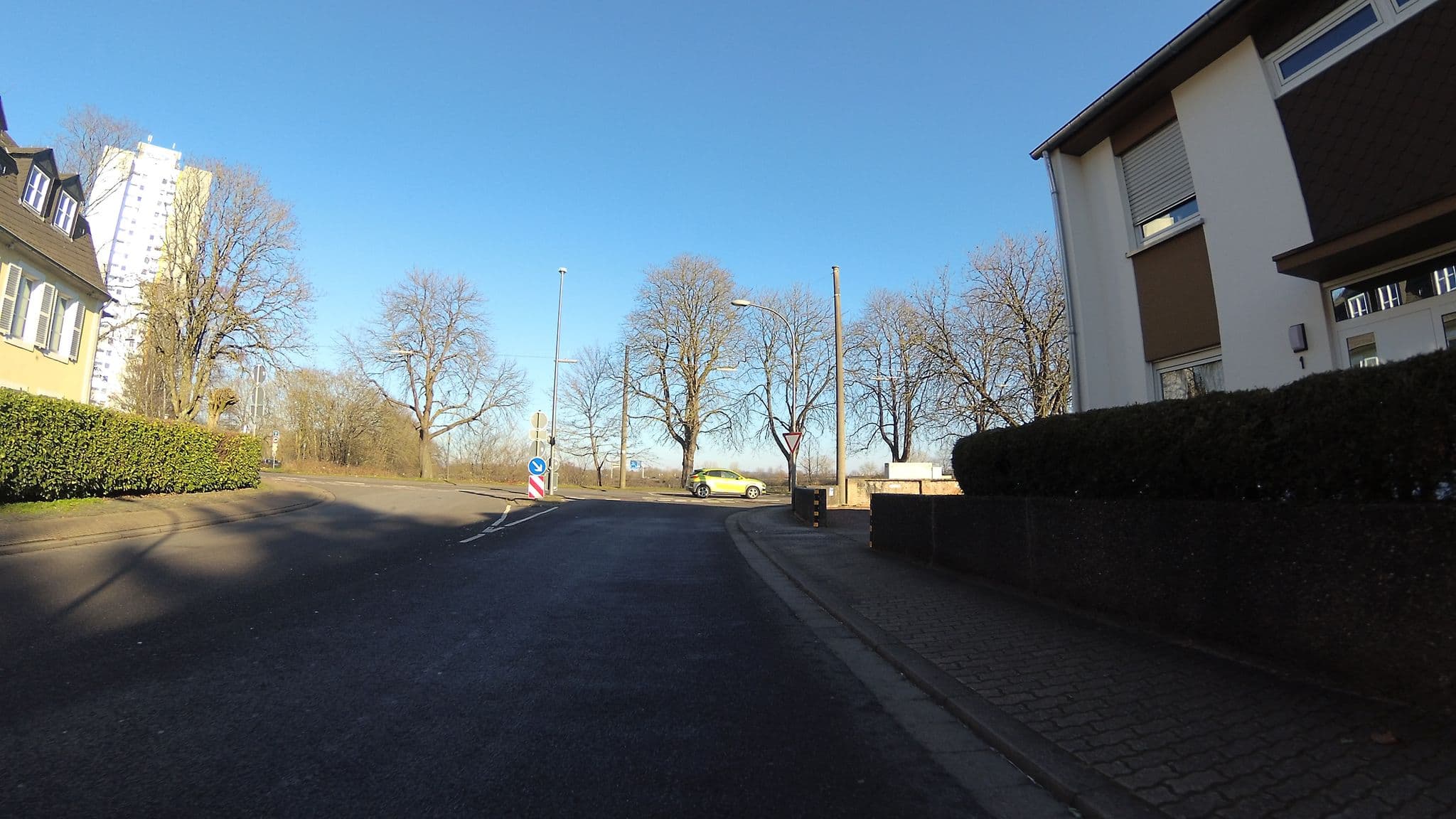 Street view near Altes Pfarrhaus Beaumarais Hotel Saarland, Wallerfangen — © teddy73 (CC BY-SA · Mapillary)