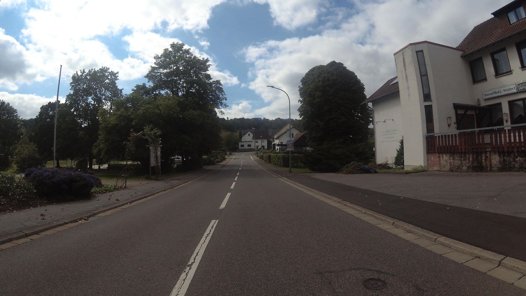 Street view near Warndt Hotel Waibel, Großrosseln — © teddy73 (CC BY-SA · Mapillary)