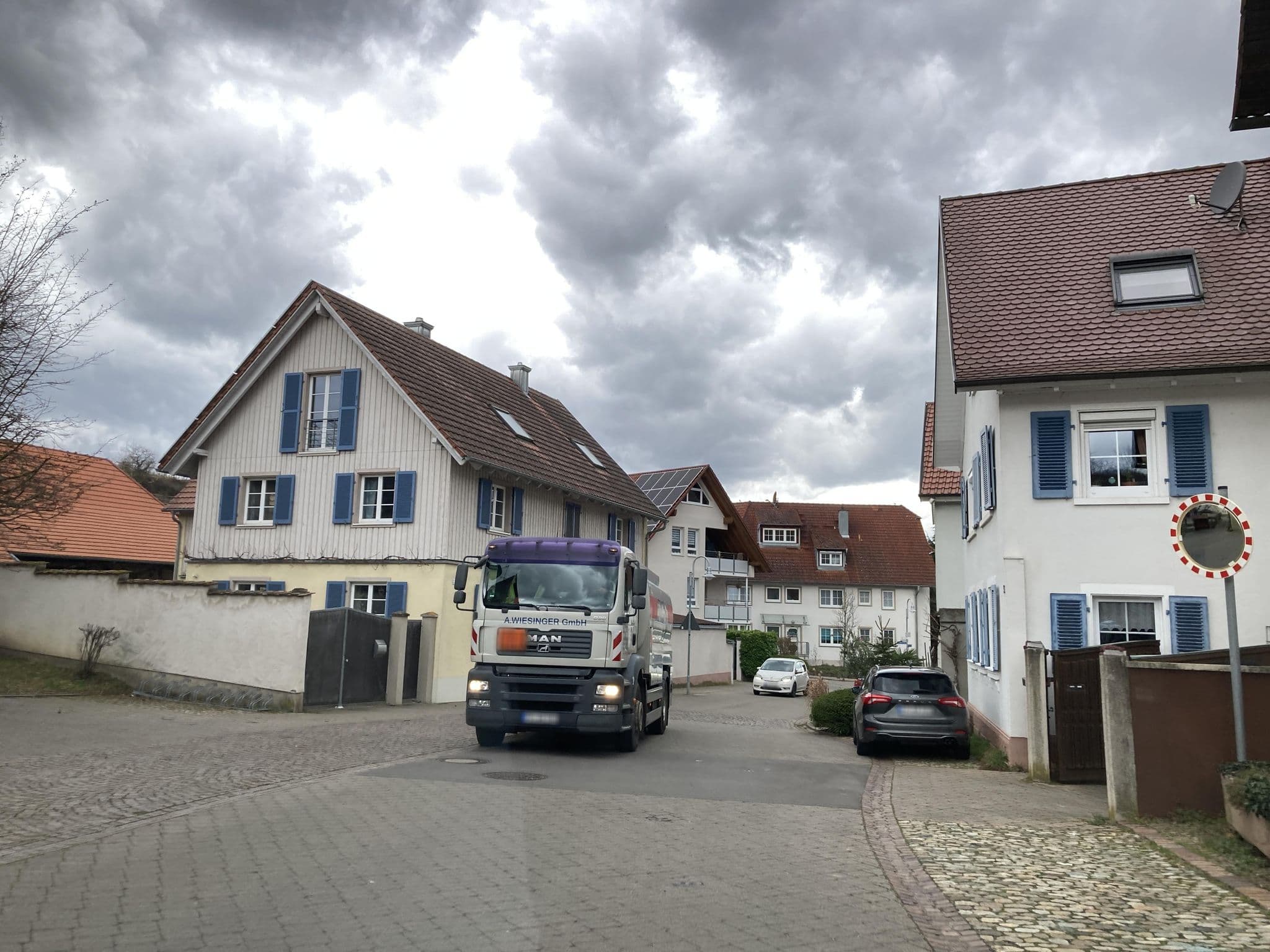 Street view near Haus Gisela, Vogtsburg — © tasmaniadevil (CC BY-SA · Mapillary)