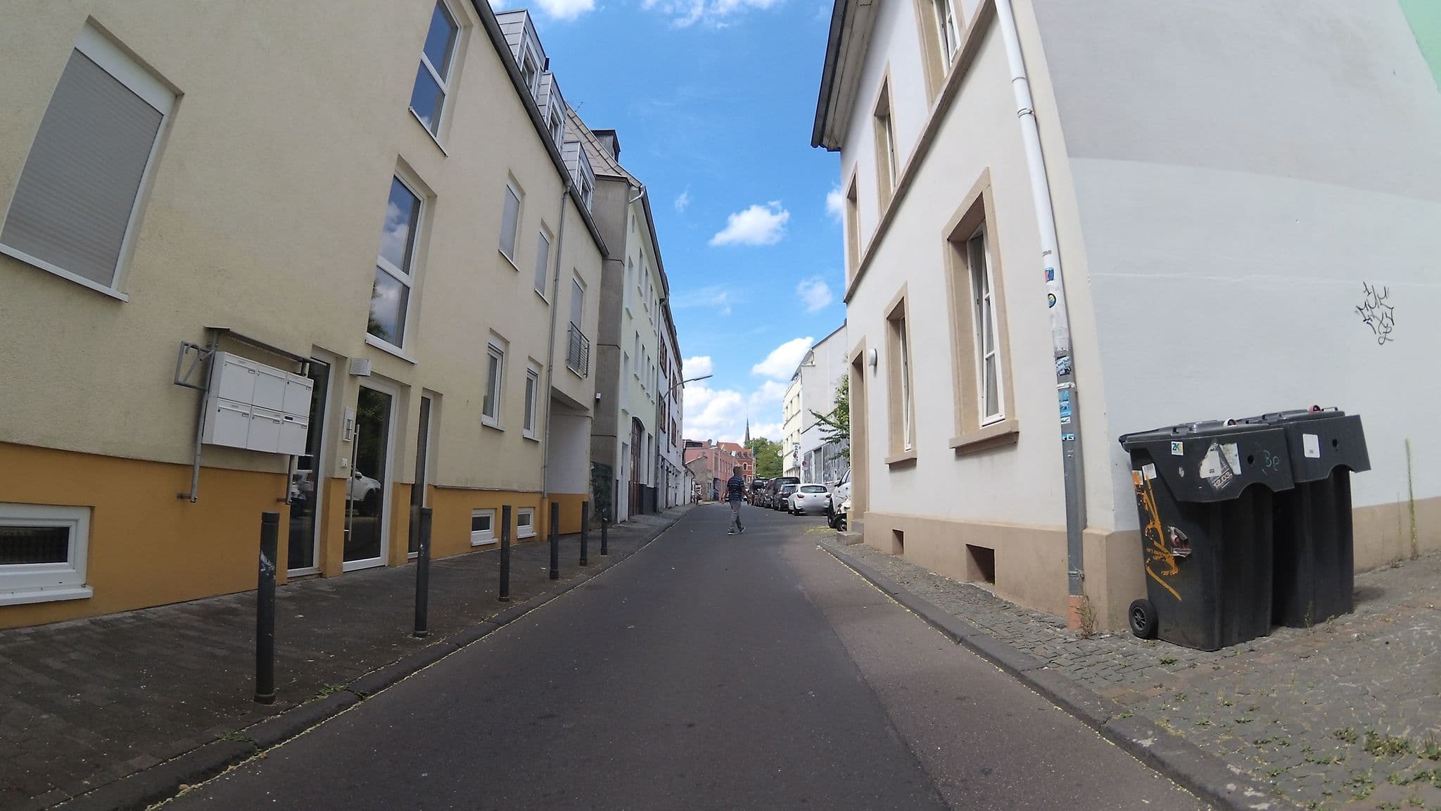 Street view near Domaine Leidinger, Saarbrücken — © teddy73 (CC BY-SA · Mapillary)