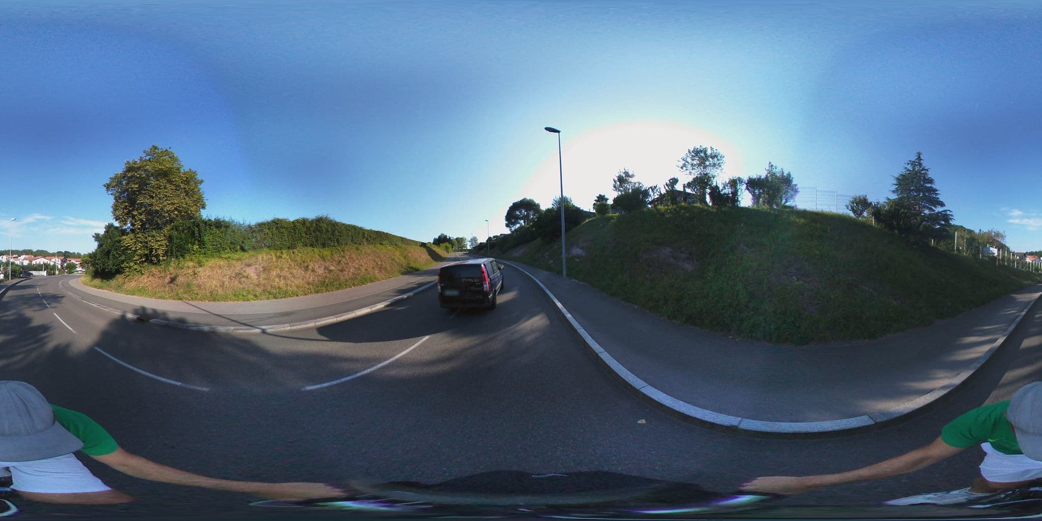 Street view near Les Deux Jumeaux, Hendaye — © cartocite (CC BY-SA · Mapillary)