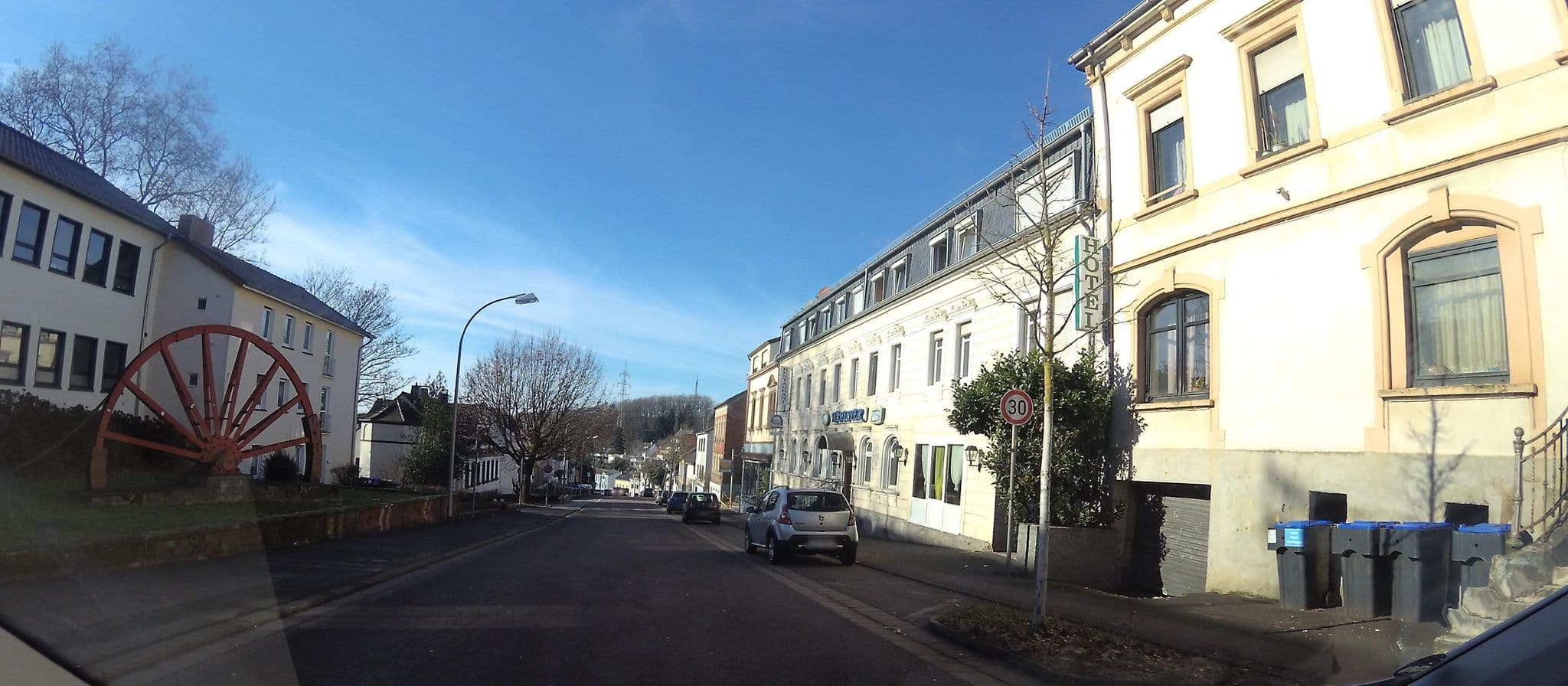Street view near Hotel und Restaurant Wahlster, Luisenthal — © teddy73 (CC BY-SA · Mapillary)