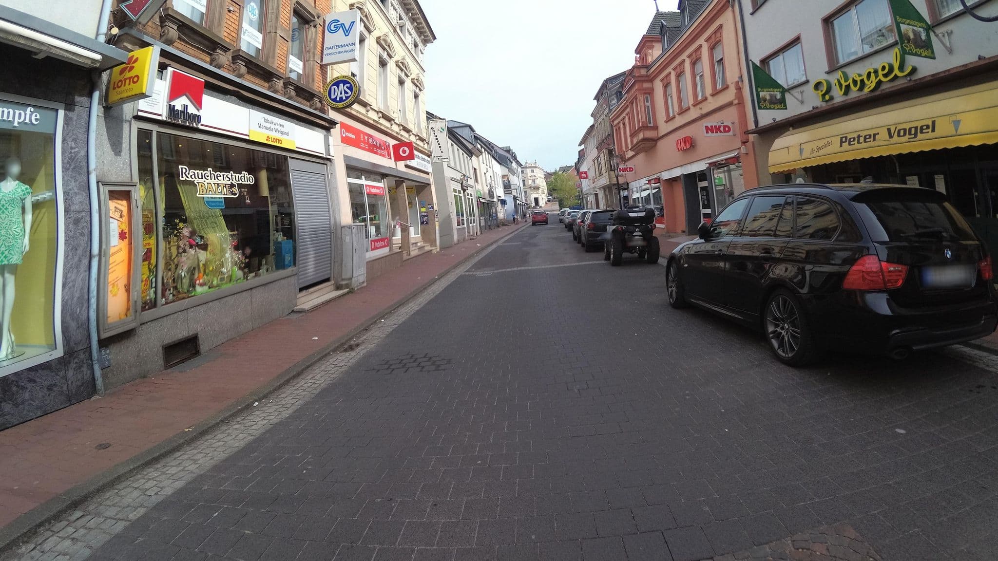 Street view near Hotel Alger, Illingen — © teddy73 (CC BY-SA · Mapillary)