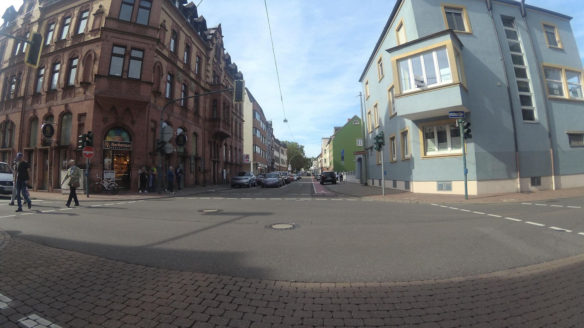 Street view near Hotel Sûr Post, Sankt Ingbert — © teddy73 (CC BY-SA · Mapillary)