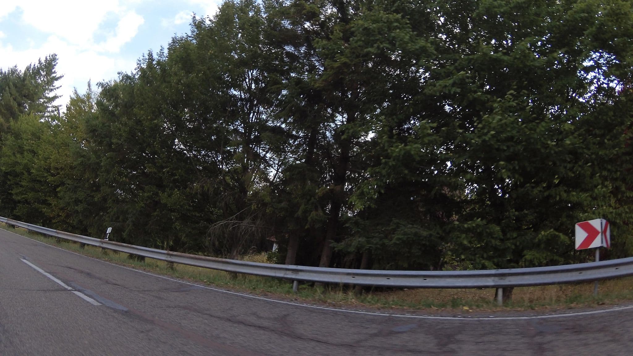 Street view near Gästehaus Truppacherhof, Contwig — © teddy73 (CC BY-SA · Mapillary)