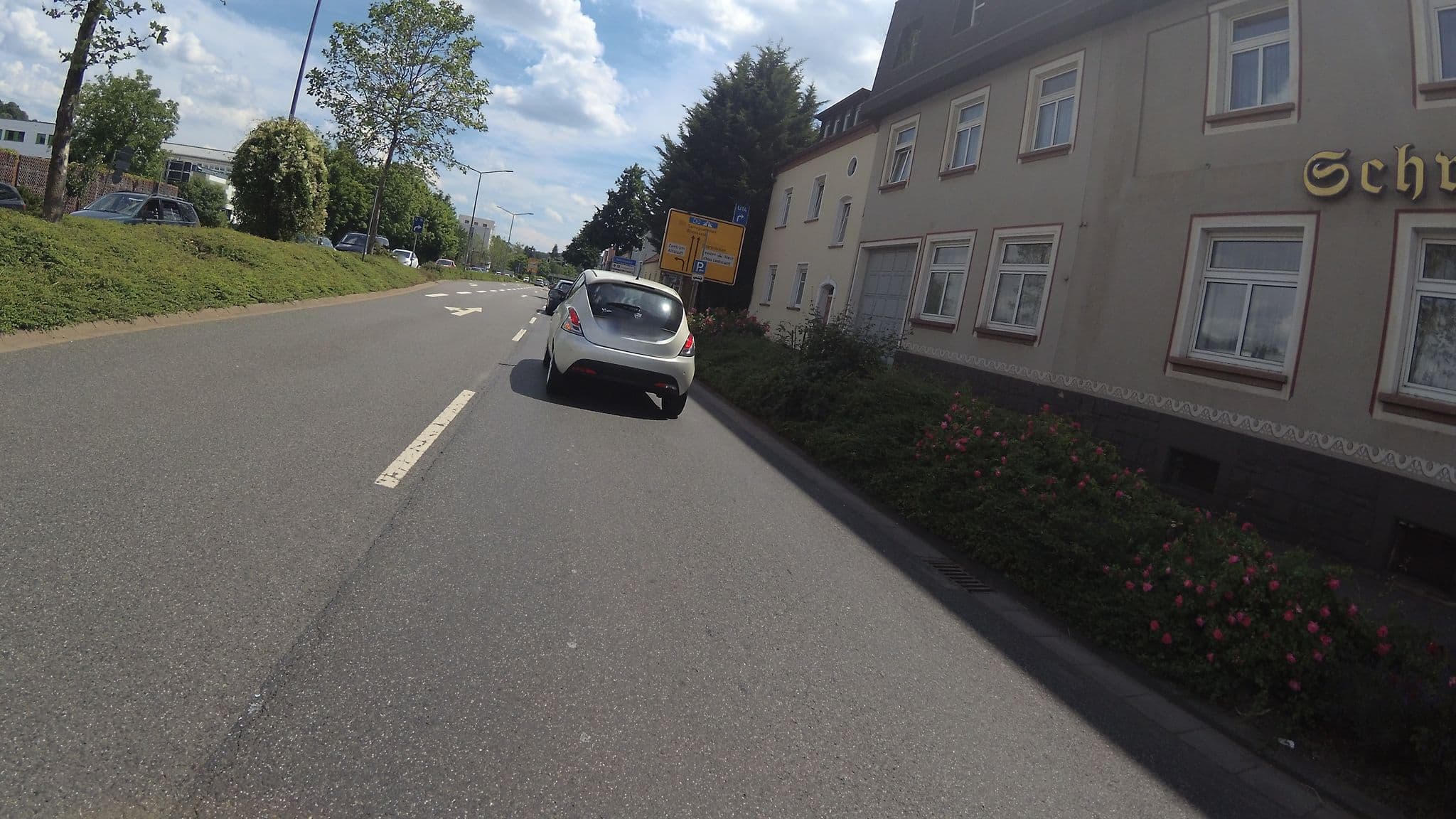 Street view near Brahimi Florim, Homburg — © teddy73 (CC BY-SA · Mapillary)