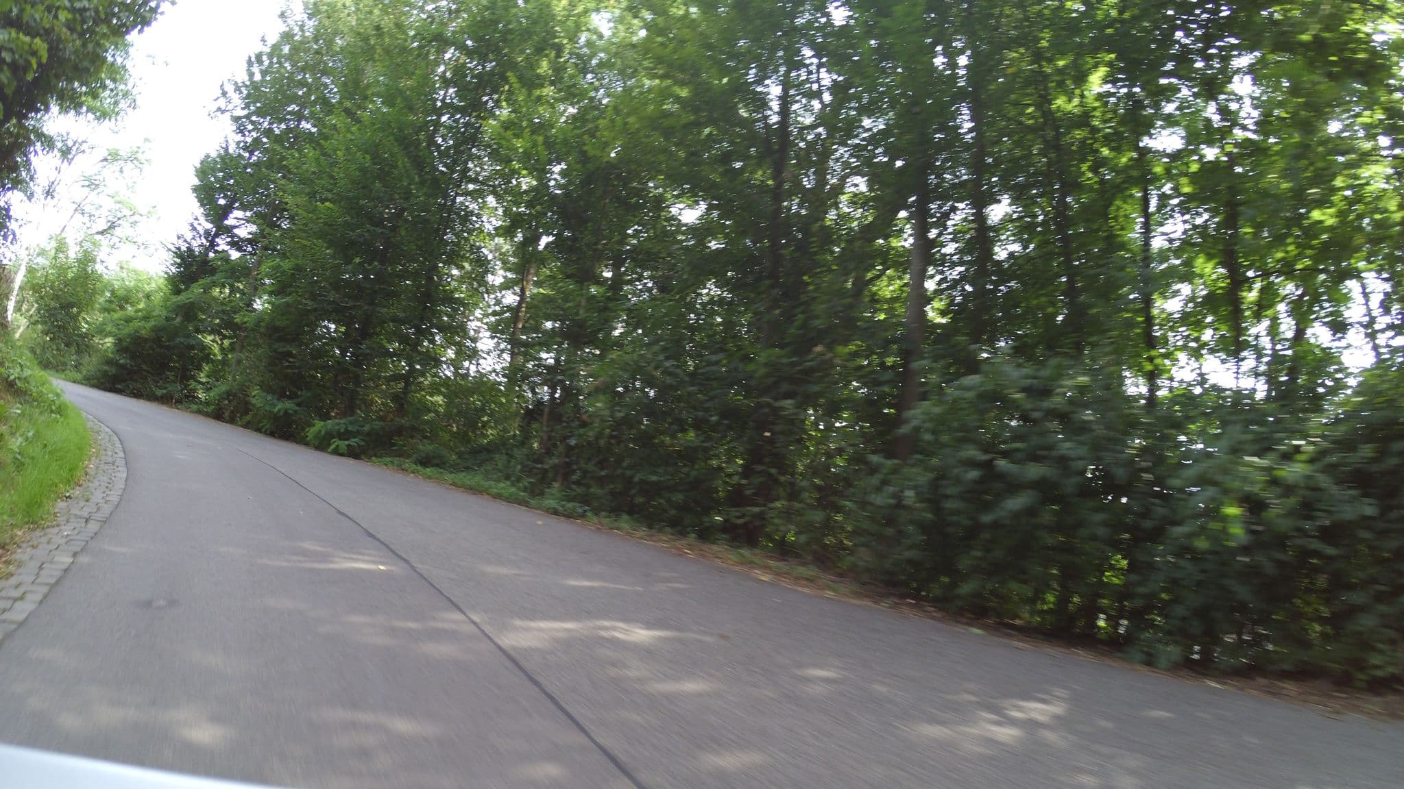 Street view near Grunders Landhaus Spelzenklamm, Homburg — © teddy73 (CC BY-SA · Mapillary)