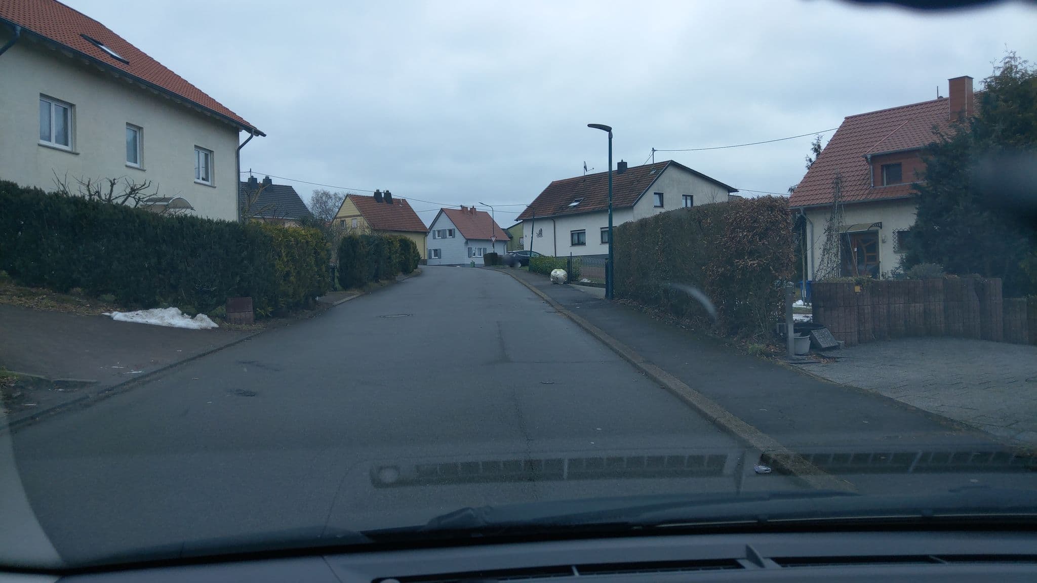 Street view near Apartment house Ella, Schiffweiler — © babbegeier (CC BY-SA · Mapillary)