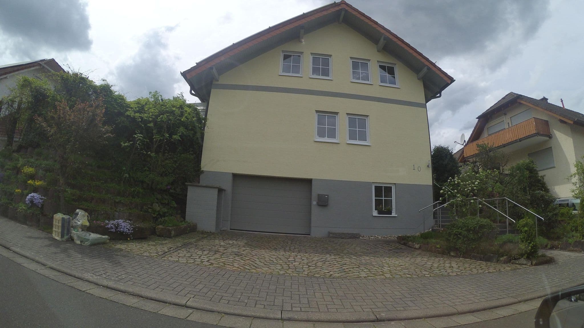 Street view near Mountain View Rooms, Kindsbach — © teddy73 (CC BY-SA · Mapillary)