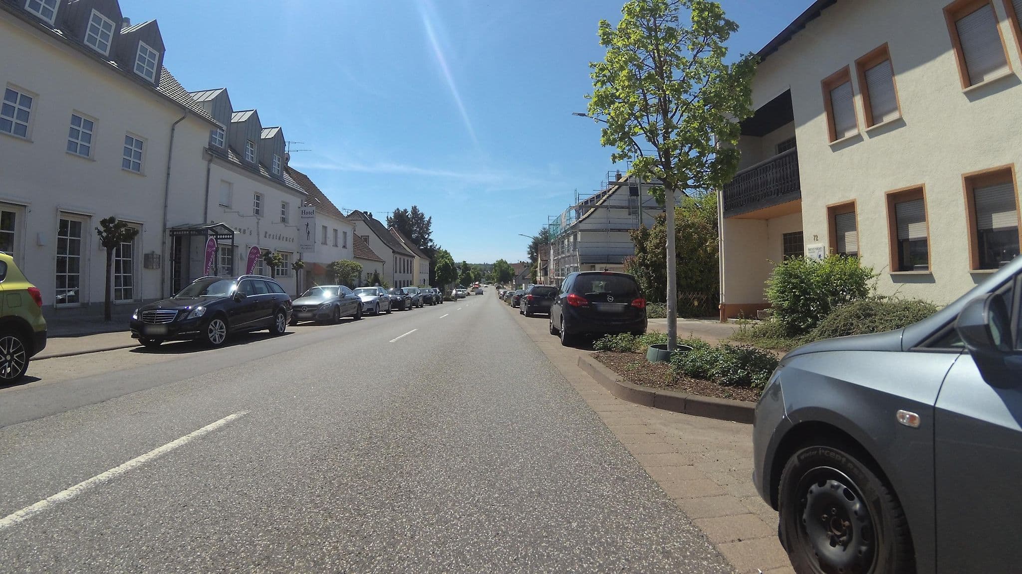 Street view near Ressmanns Residence, Kirkel — © teddy73 (CC BY-SA · Mapillary)