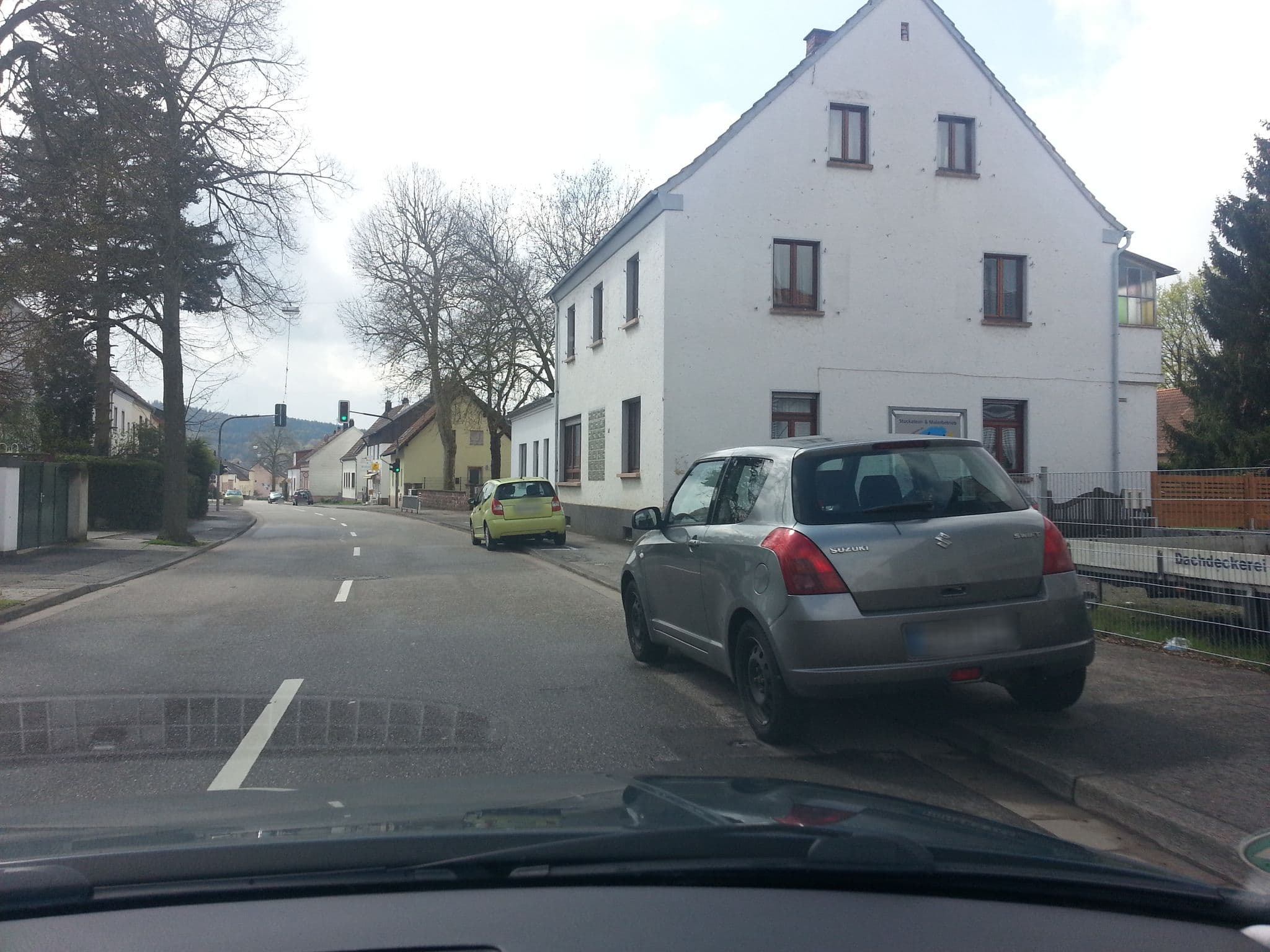 Street view near Gästehaus Hoffmann, Homburg — © teddy73 (CC BY-SA · Mapillary)