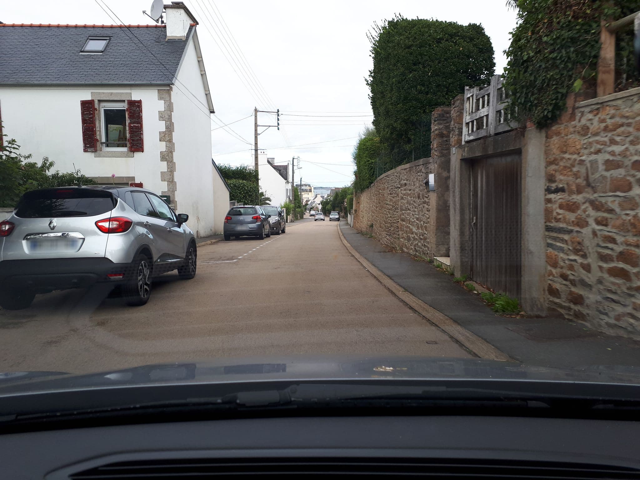 Street view near Le Clos Saint-Gilles, Carantec — © quicky (CC BY-SA · Mapillary)