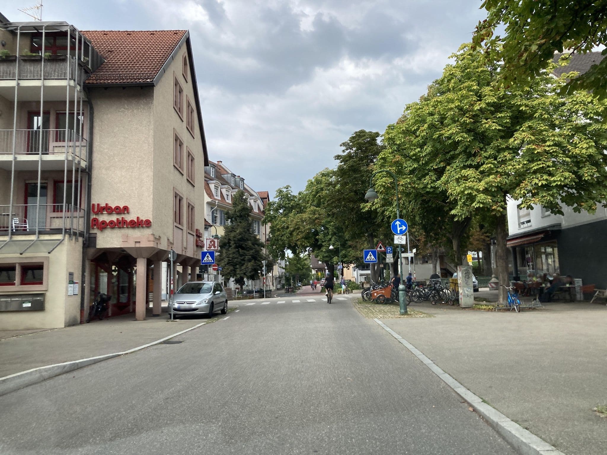 Street view near Deutsche Designer - Ferienwohnung Urban, Freiburg — © tasmaniadevil (CC BY-SA · Mapillary)
