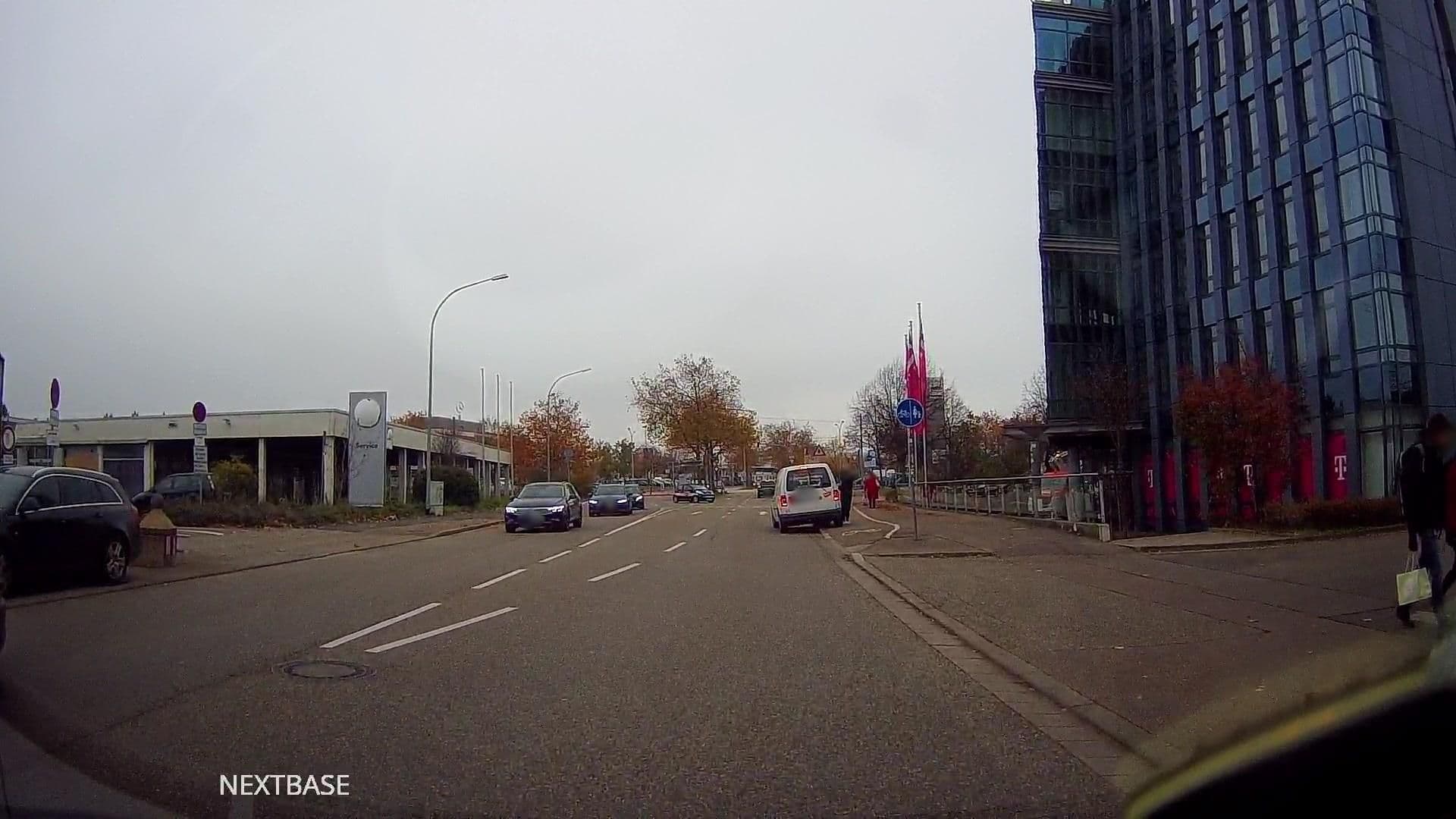 Street view near Golfressort Hotel Obere Alp GmbH & Co, Ebringen — © derlipper (CC BY-SA · Mapillary)