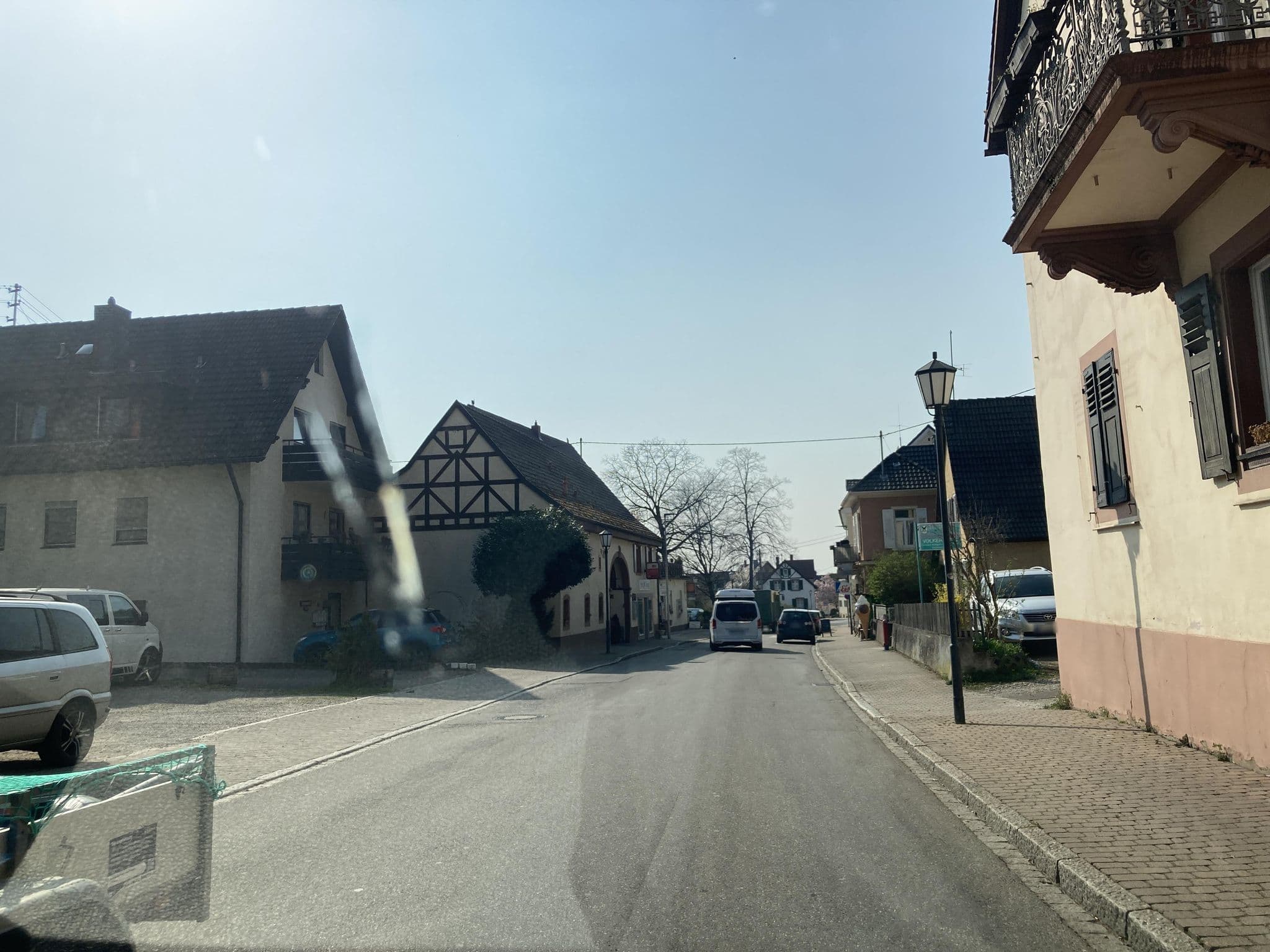 Street view near Hotel Gasthof Zum Ochsen, Badenweiler — © tasmaniadevil (CC BY-SA · Mapillary)