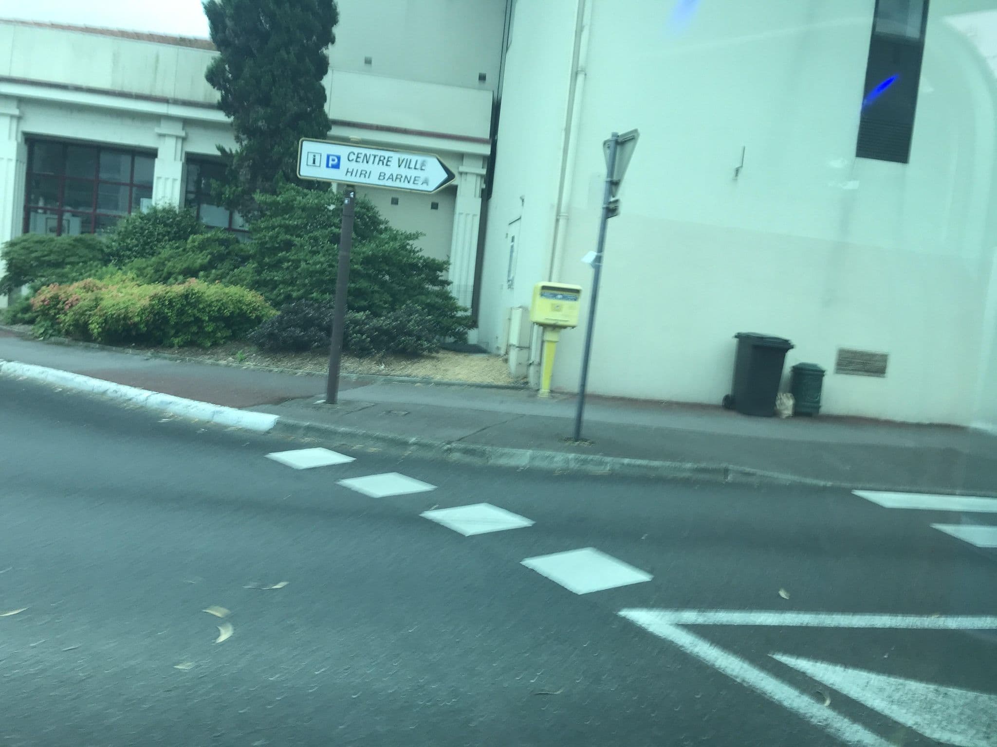 Street view near Jules Verne, Biarritz — © miguel_andrade (CC BY-SA · Mapillary)