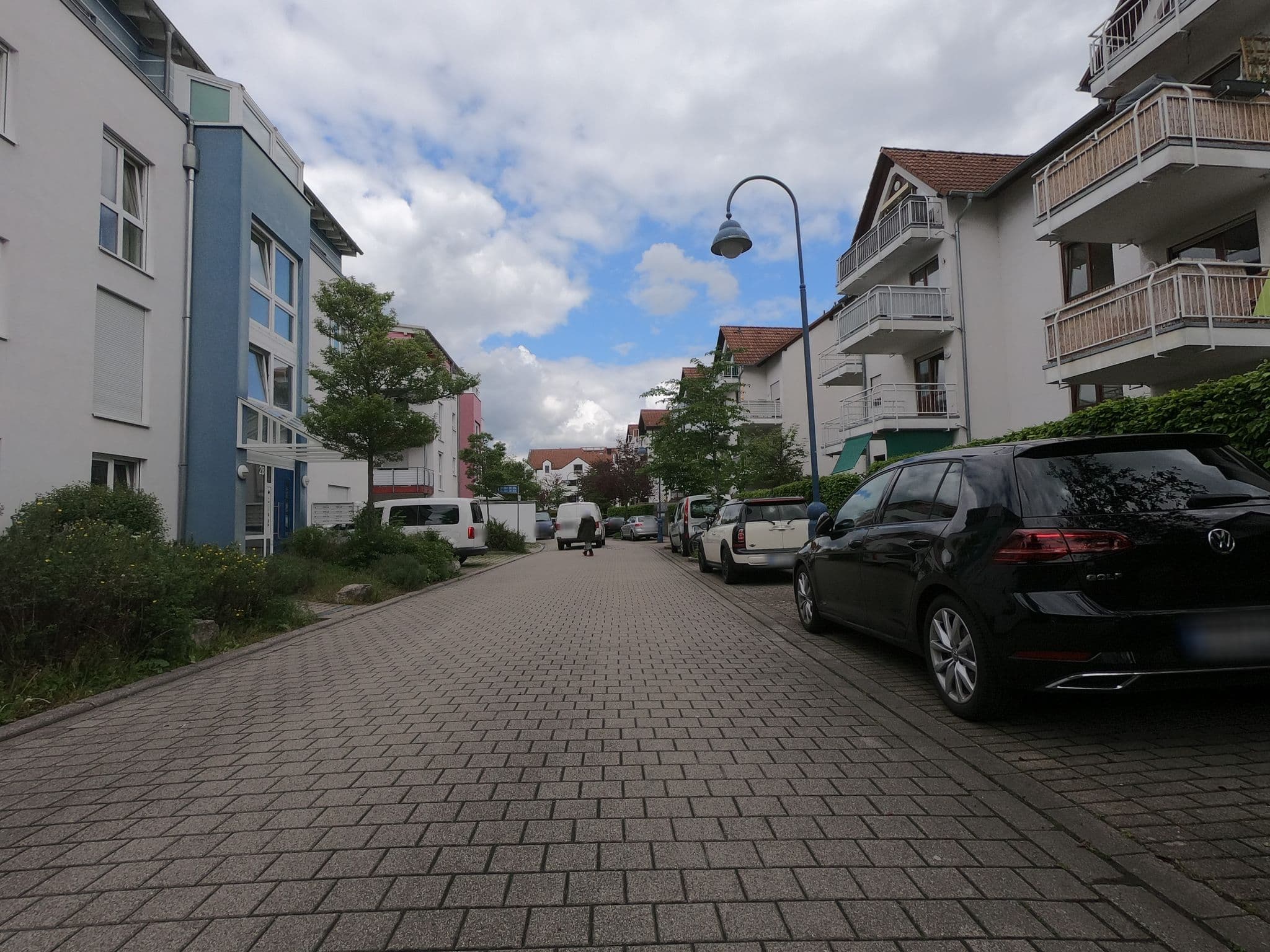 Street view near Tzaschel Christiane, Freiburg — © luisziavo (CC BY-SA · Mapillary)