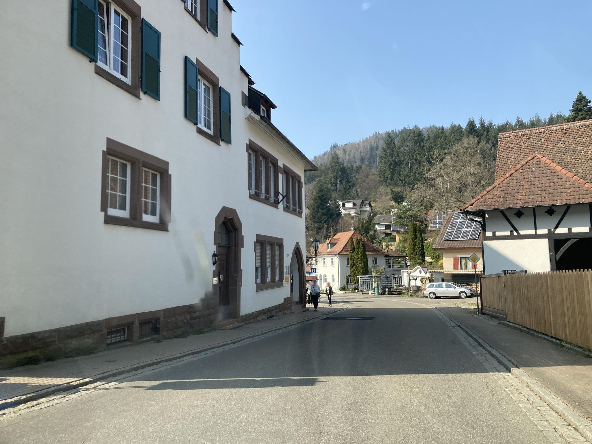 Street view near Leisinger Tannenhof Appartements, Karl-Friedrich & Margarete, Badenweiler — © tasmaniadevil (CC BY-SA · Mapillary)