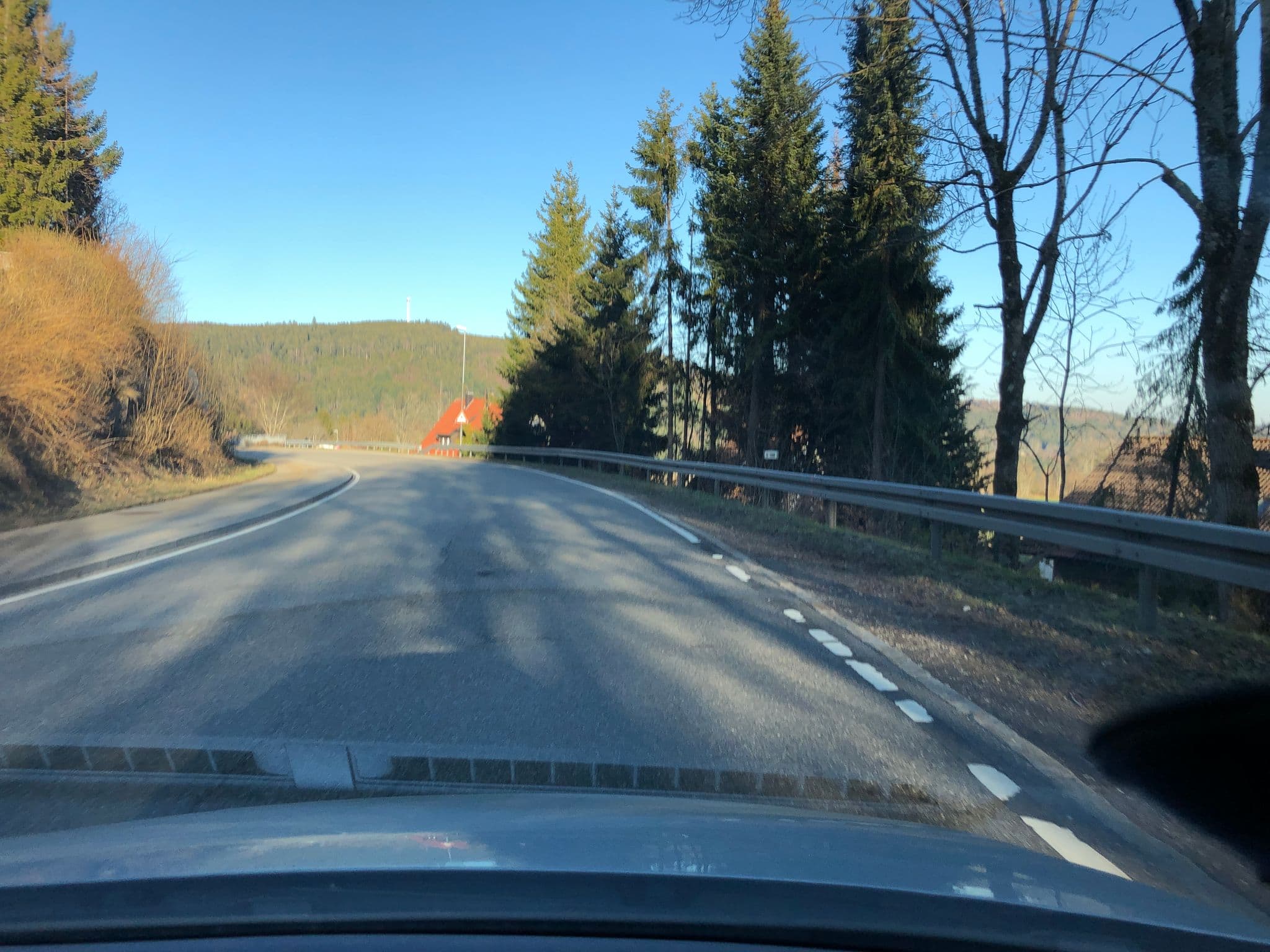 Street view near Willi Behringer, Häusern — © stefan005 (CC BY-SA · Mapillary)