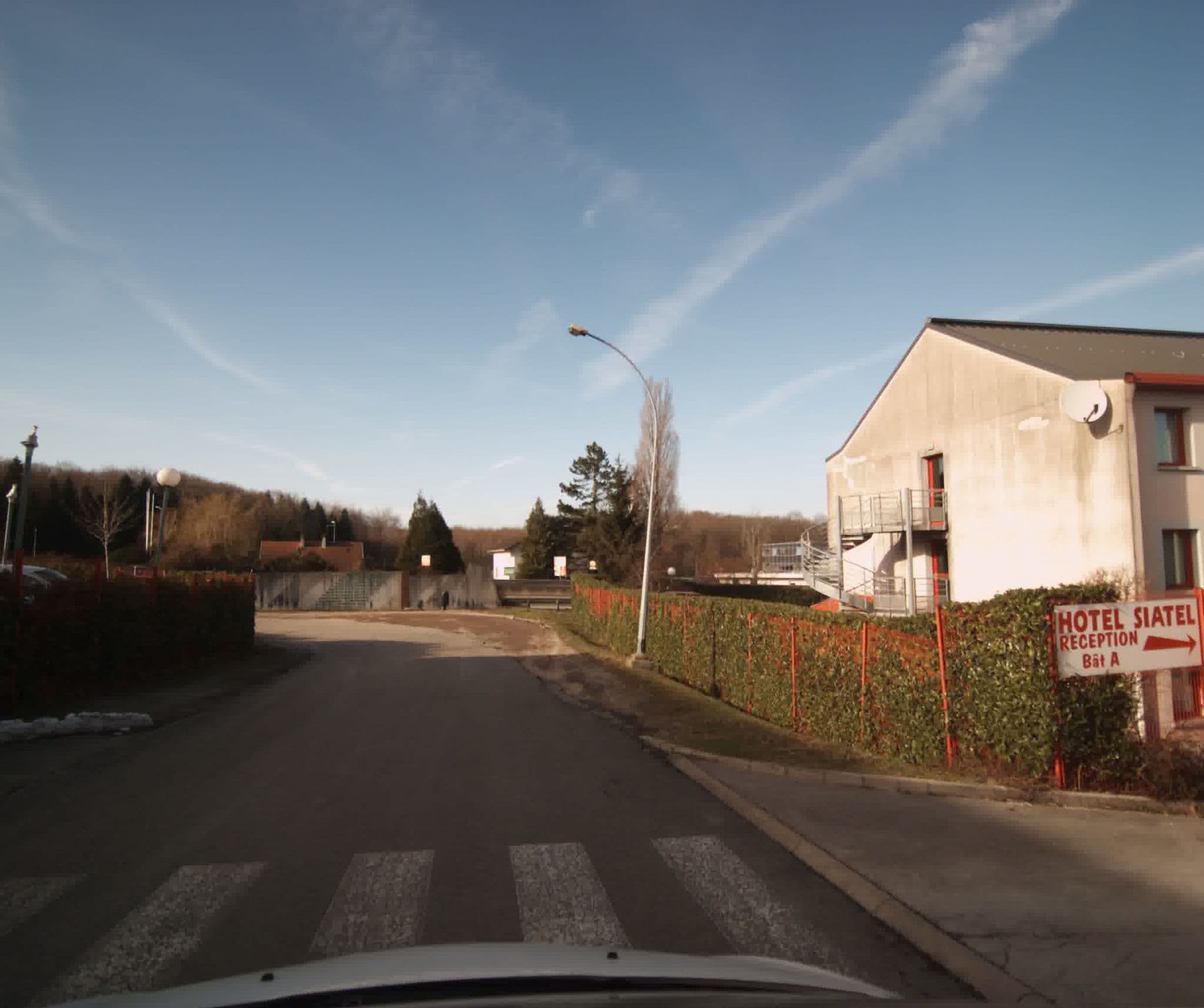 Street view near Siatel Bâtiment B, Franois — © sogefi (CC BY-SA · Mapillary)