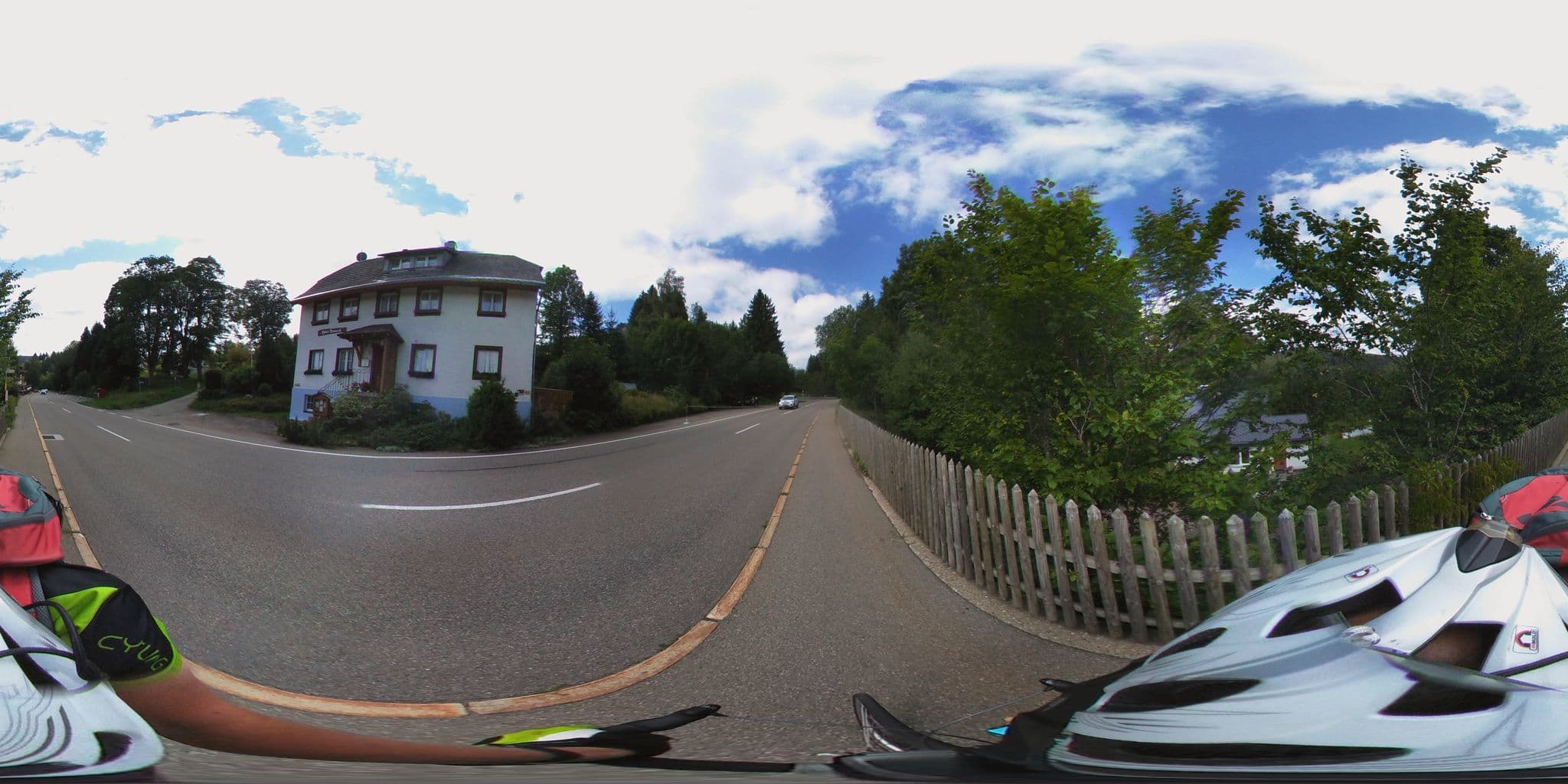 Street view near Krause H.-J, Hinterzarten — © peewee32 (CC BY-SA · Mapillary)