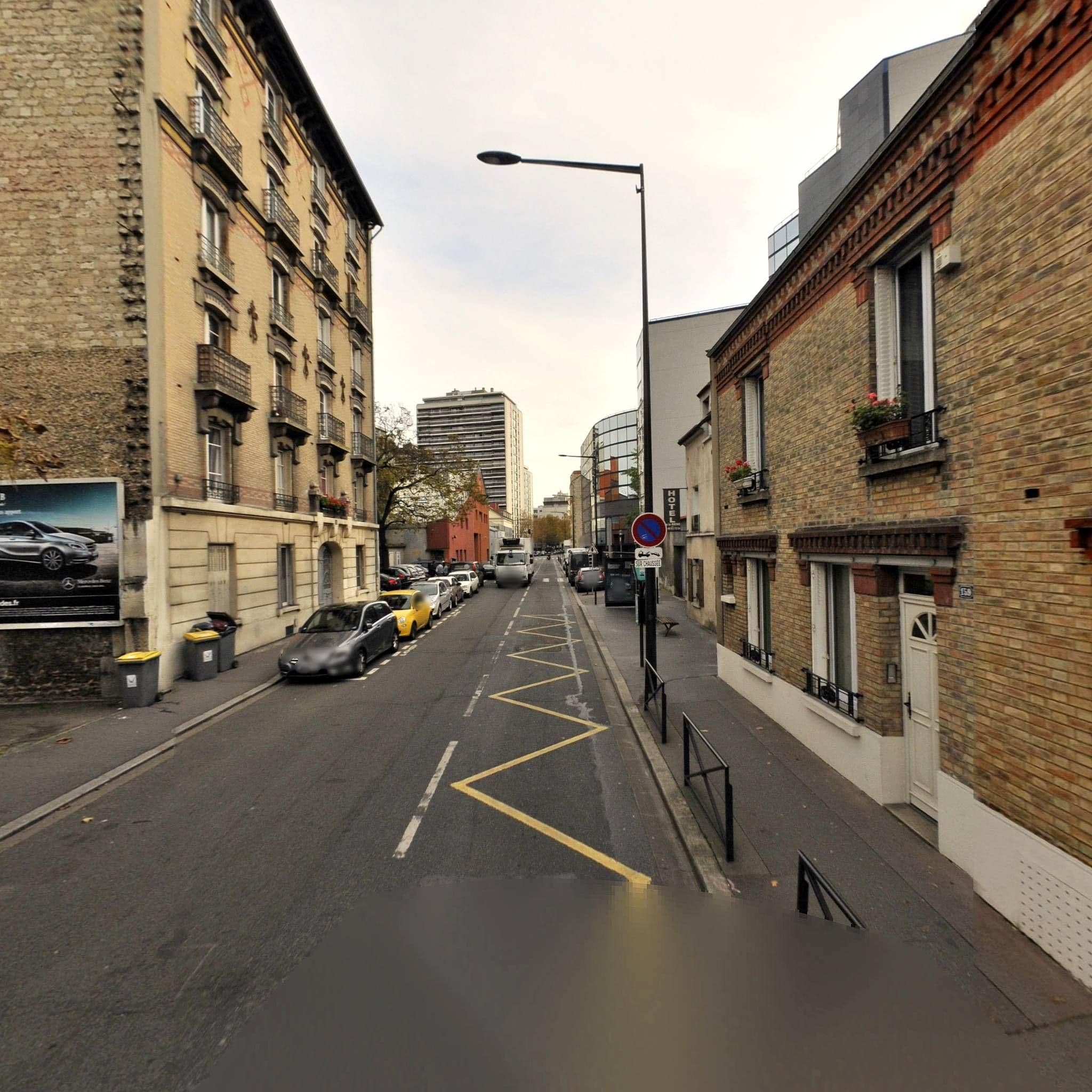 Street view near Hôtel de la Reine, Boulogne-Billancourt — © mappy_sa (CC BY-SA · Mapillary)
