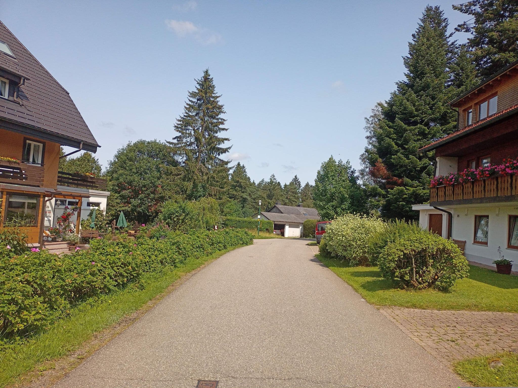 Street view near Gästehaus Ketterer, Hinterzarten — © xdTAGCLAN (CC BY-SA · Mapillary)