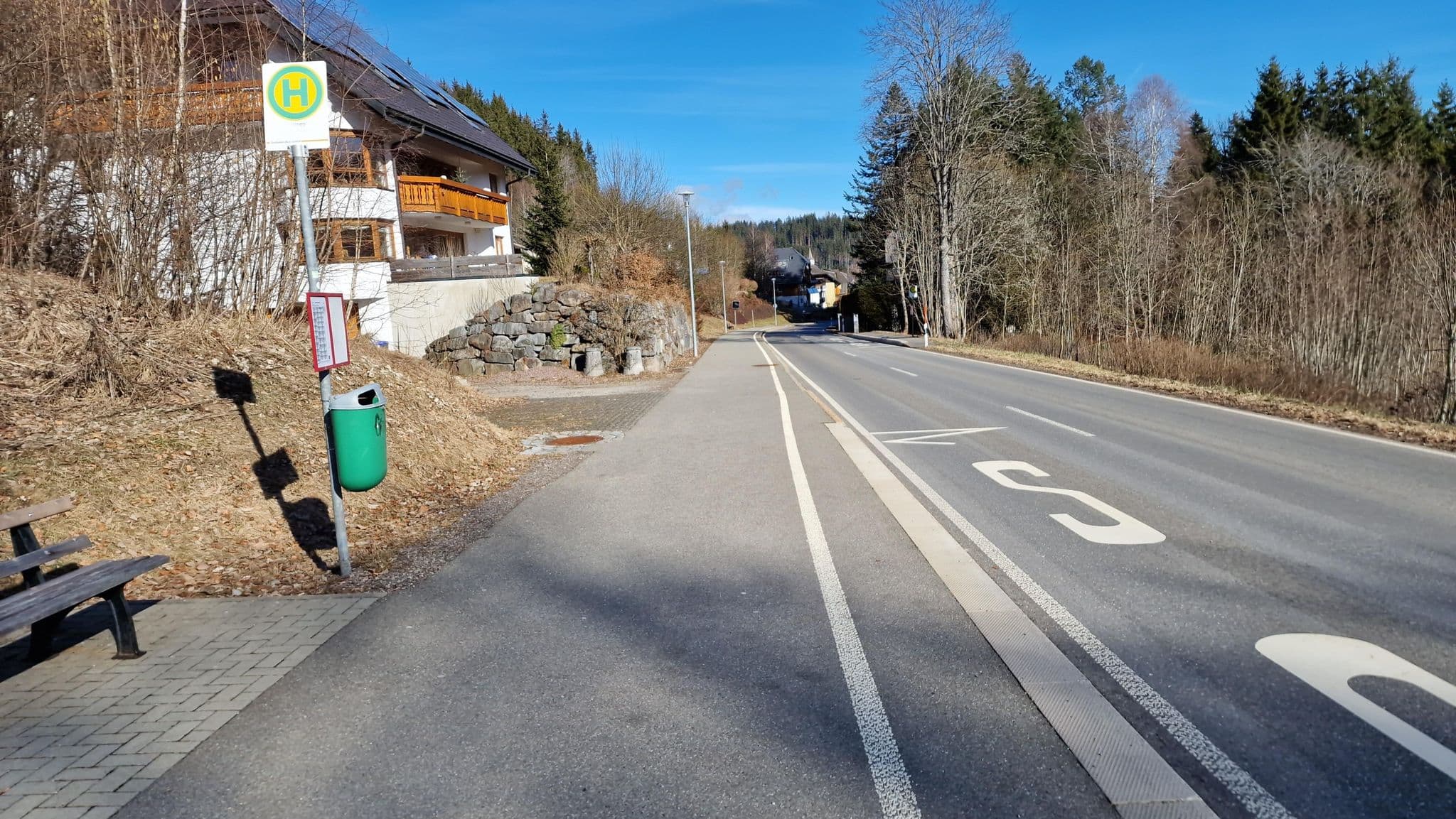 Street view near Haus an der Sonne, Hinterzarten — © santon (CC BY-SA · Mapillary)