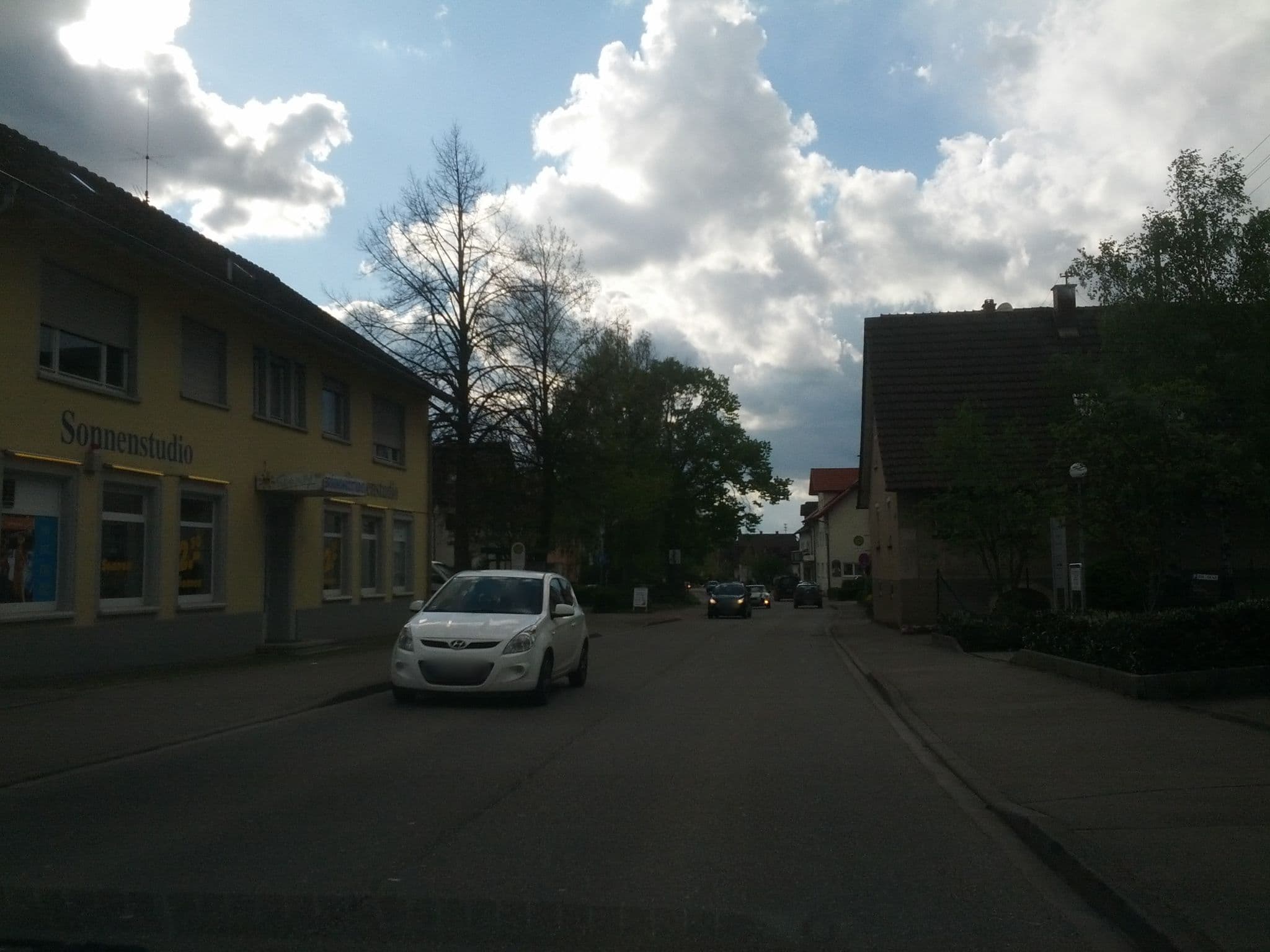 Street view near Gasthaus Hirschen, Denzlingen — © qungo (CC BY-SA · Mapillary)