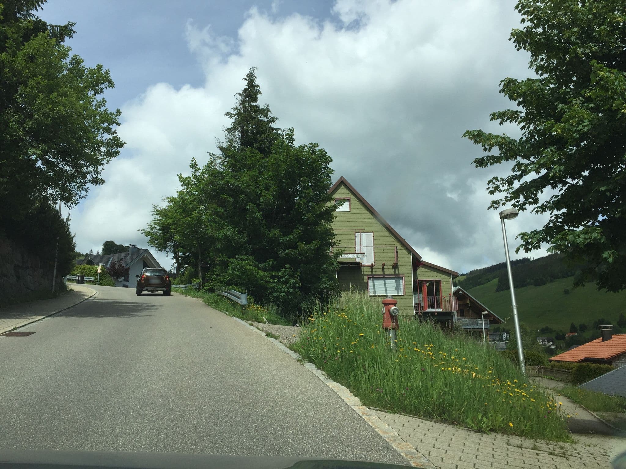 Street view near Gasthaus Rübezahl, Todtnau — © m_groebs (CC BY-SA · Mapillary)