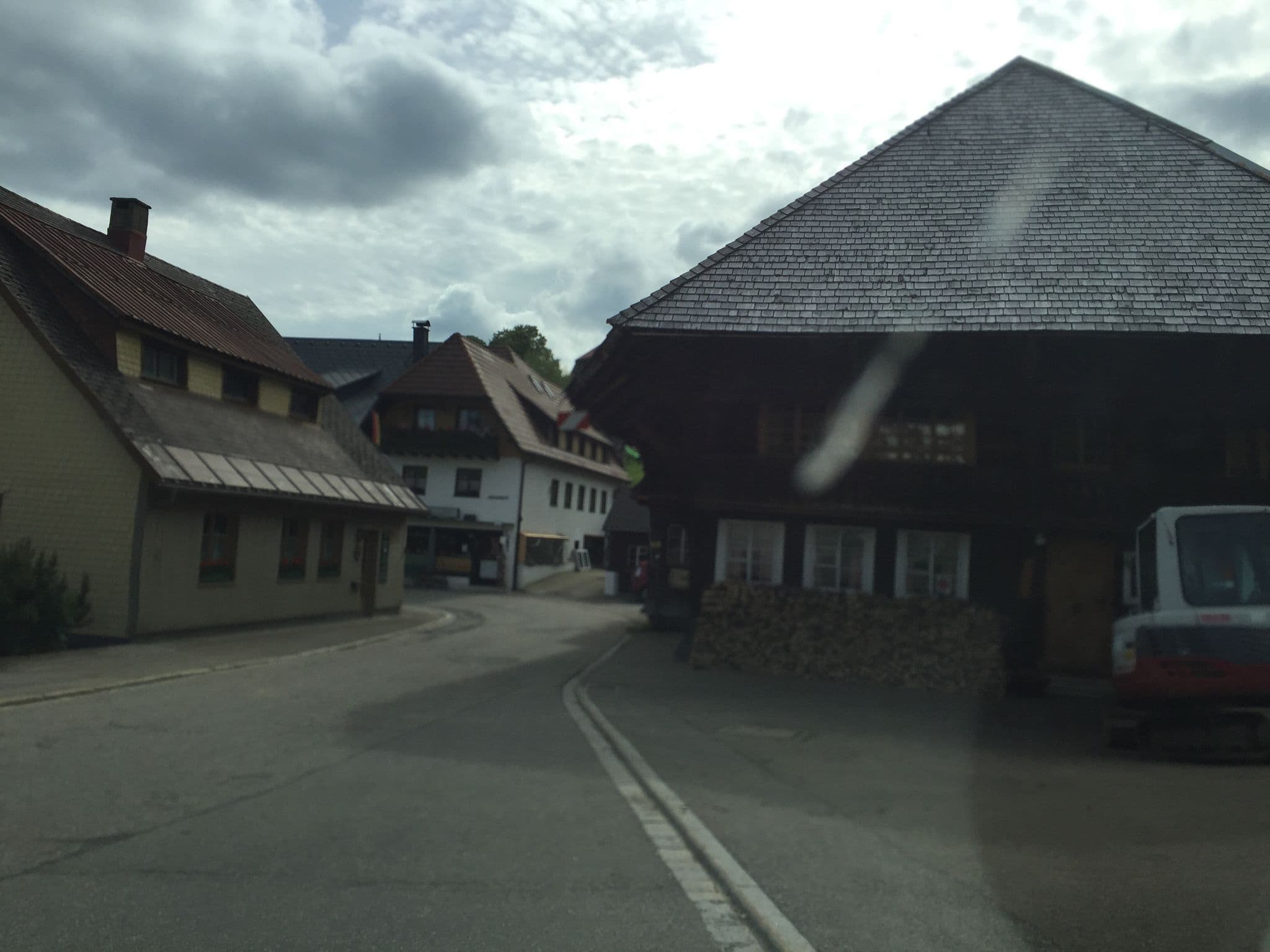 Street view near Bruno Wissler Gästehaus, Todtnau — © m_groebs (CC BY-SA · Mapillary)