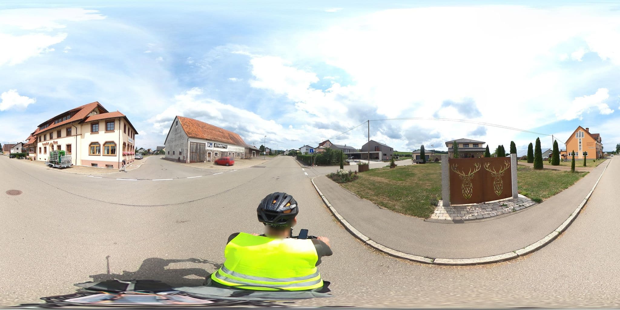Street view near Hotel Kranz Landgasthof Haupt-und Gästehaus, Hüfingen — © RadNETZ (CC BY-SA · Mapillary)