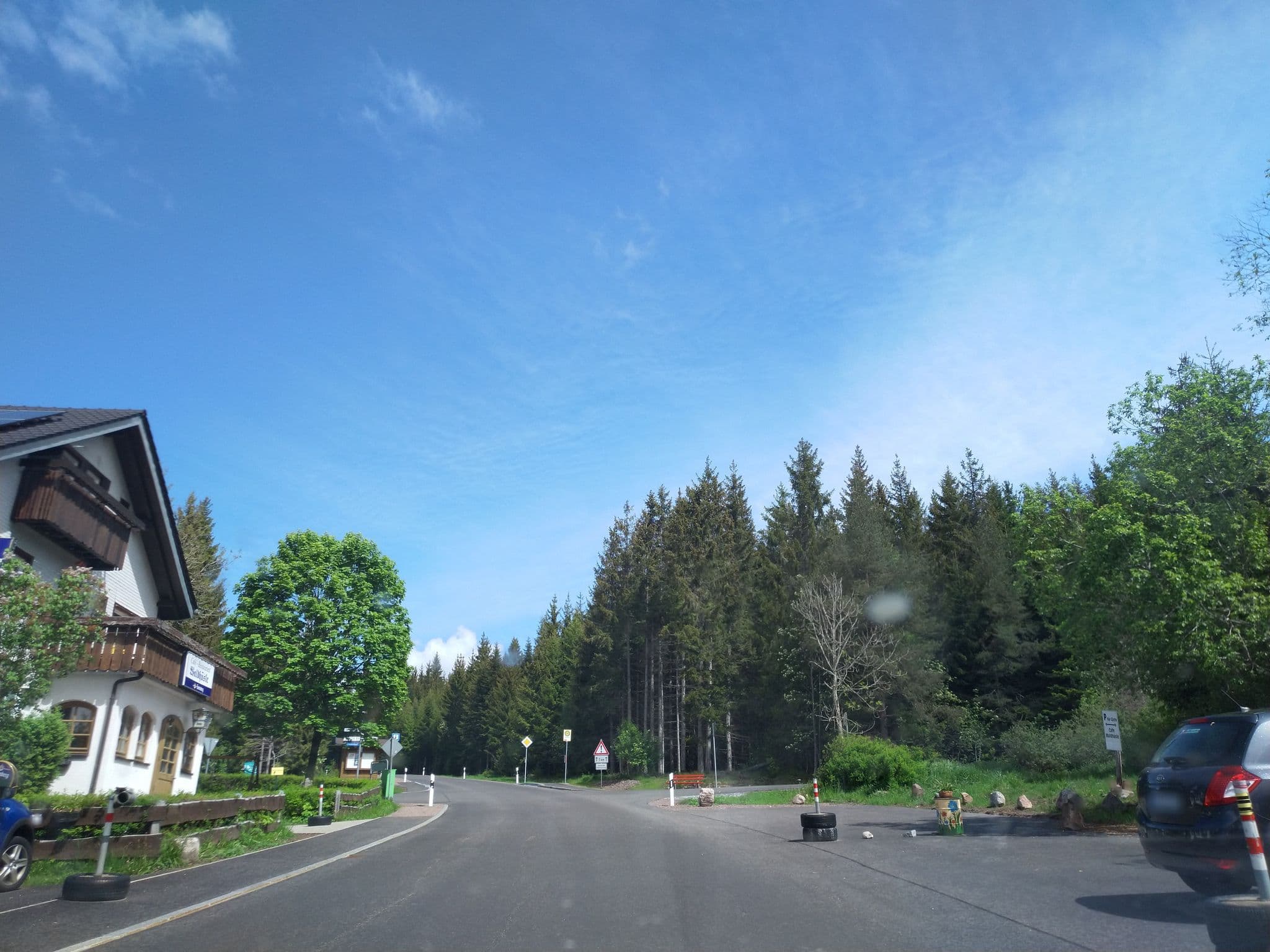 Street view near Siegfried und Anita Schwörer, Friedenweiler — © pablopita (CC BY-SA · Mapillary)