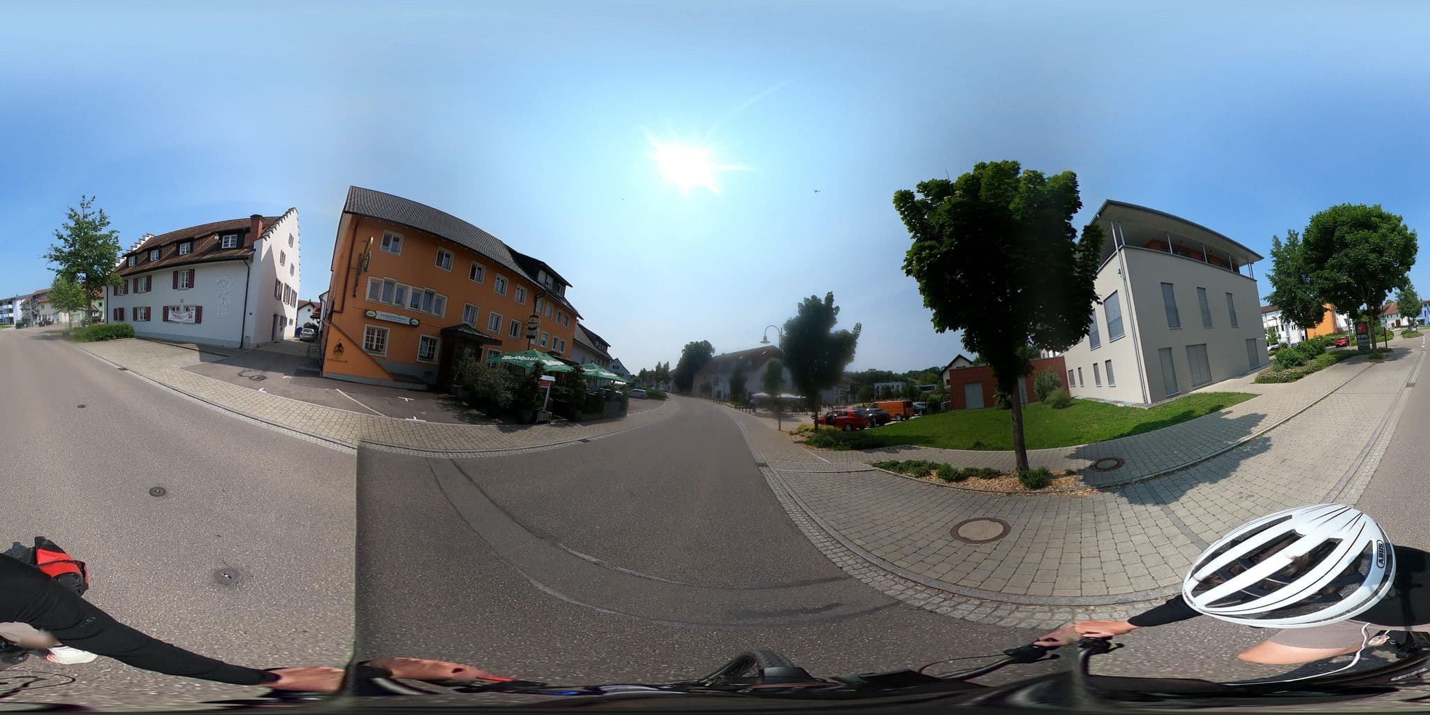 Street view near China Restaurant Tang Dynastie Restaurantbetrieb, Wutöschingen — © RadNETZ (CC BY-SA · Mapillary)